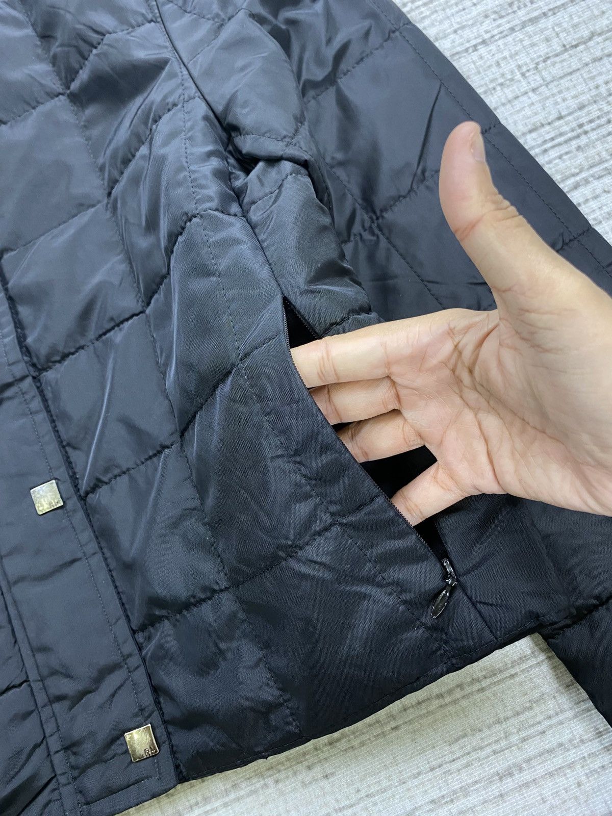 Japanese Brand × Ralph Lauren × Vintage Vintage Ralph Lauren RL Cropped Down Puffer Jacket Size S / US 4 / IT 40 - 7 Thumbnail