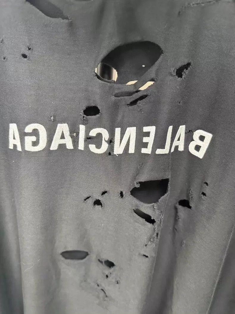 Balenciaga Balenciaga SS24 monogrammed crewneck short sleeve T-shirt Size US XXL / EU 58 / 5 - 2 Thumbnail