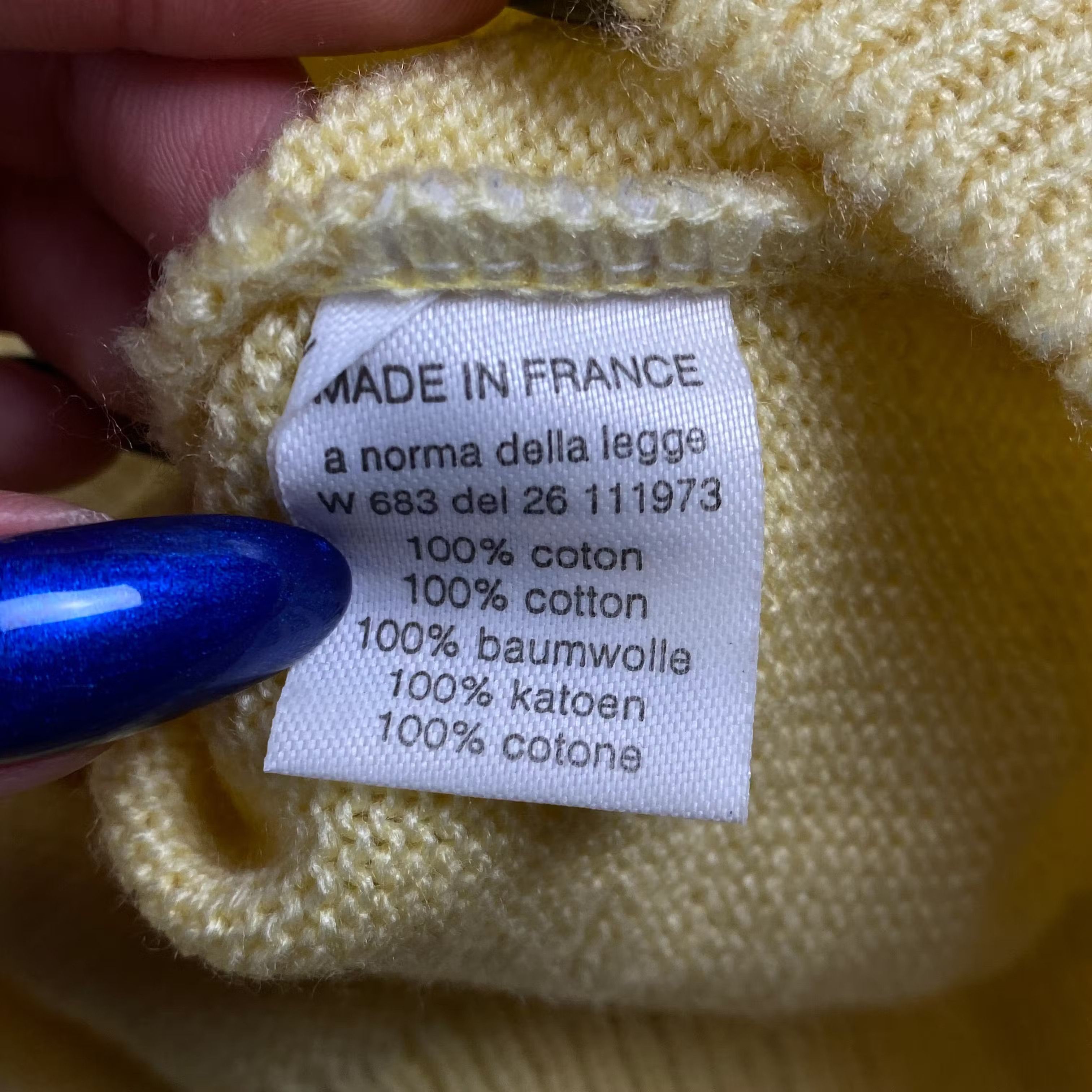 Lacoste × Vintage Men’s Sweater Lacoste Chemise Vintage Size M V-Neck Size US M / EU 48-50 / 2 - 7 Thumbnail