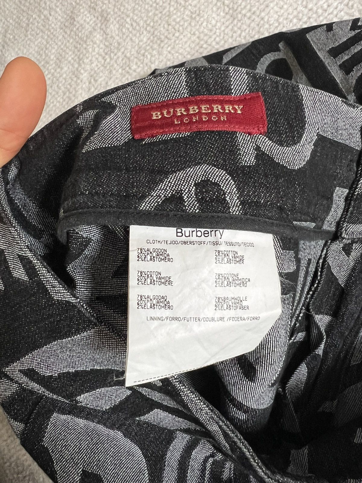Burberry Archive : vintage BURBERRY monogramed bootcut pants Size 28" / US 6 / IT 42 - 10 Thumbnail