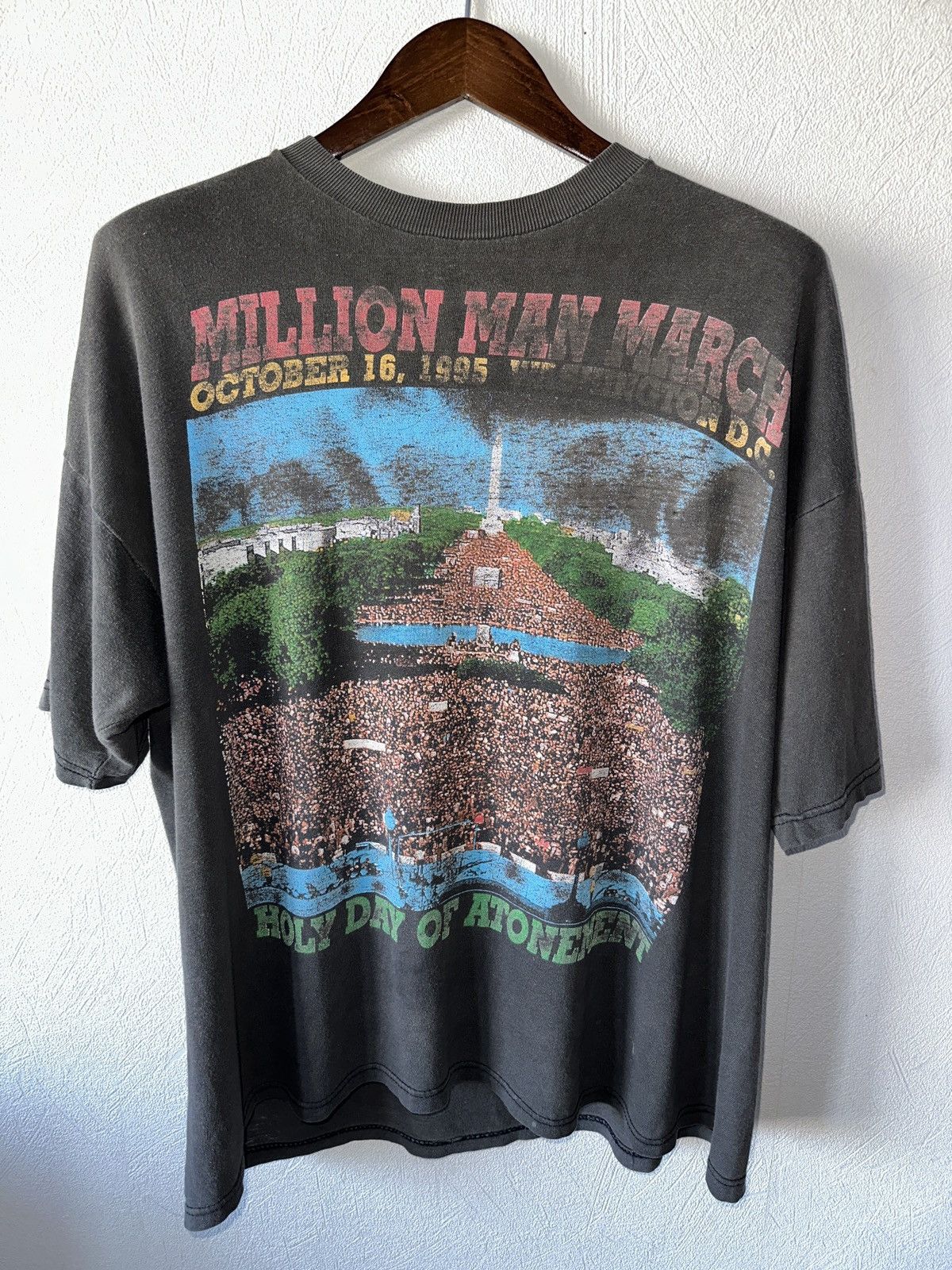 Vintage Vintage 1995 Million Man March Holy Day of Atonement Tee Size US L / EU 52-54 / 3 - 2 Thumbnail