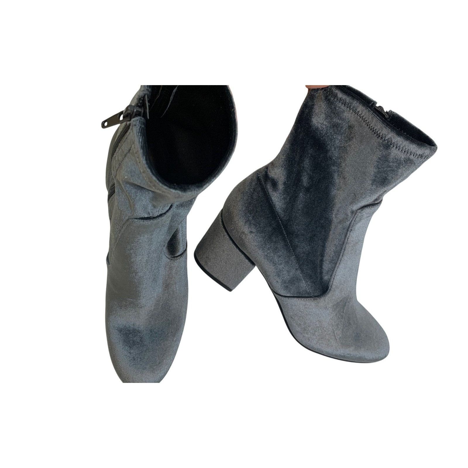 Other Ivanka Trump Velvet Ankle Boots Grey 8.5 2.5” Chunky Heel Si Size US 8.5 / IT 38.5 - 8 Thumbnail