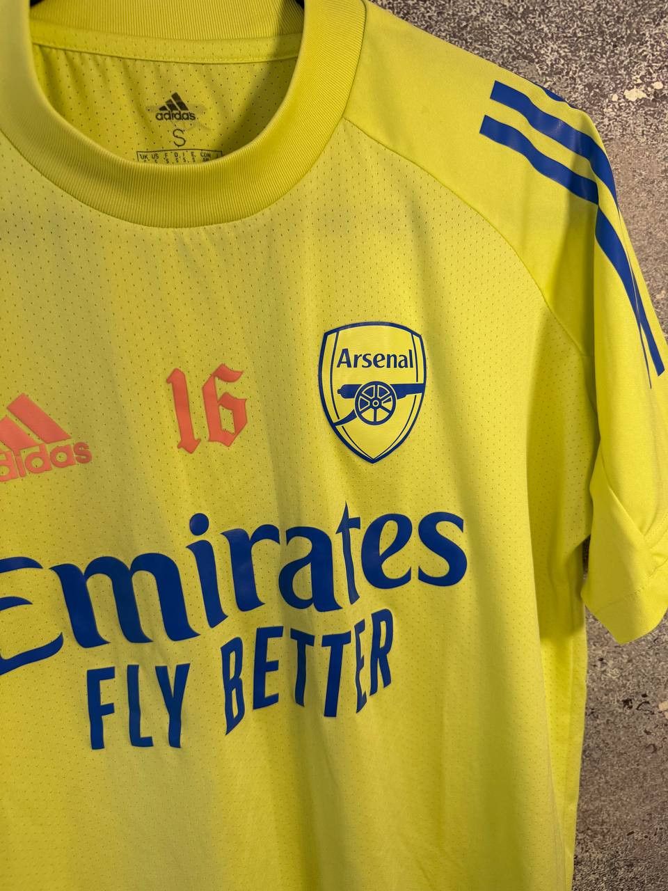 Adidas × Vintage Vintage Arsenal 2020 Pre Match Training Jersey Small Size US S / EU 44-46 / 1 - 7 Thumbnail