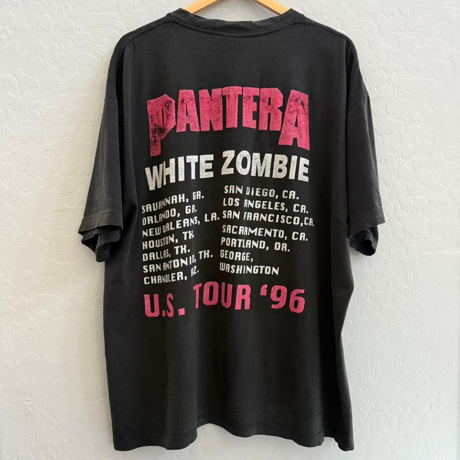 Other Vintage 1996 Pantera White Zombie Tour Tee Size US XL / EU 56 / 4 - 3 Thumbnail
