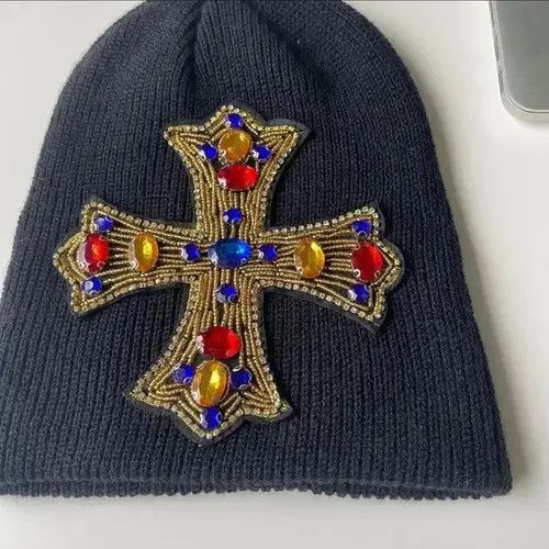 Japanese Brand Outdoor retro huge rhinestone cross knitted beanie hat Size ONE SIZE - 3 Thumbnail