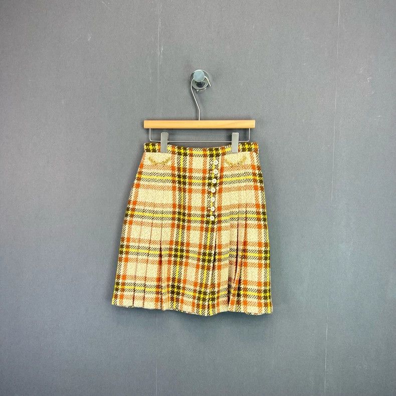 Gucci GucciPlaid color block knitted short skirt 2503-Nextarrow Size 26" / US 2 / IT 38 - 1 Thumbnail