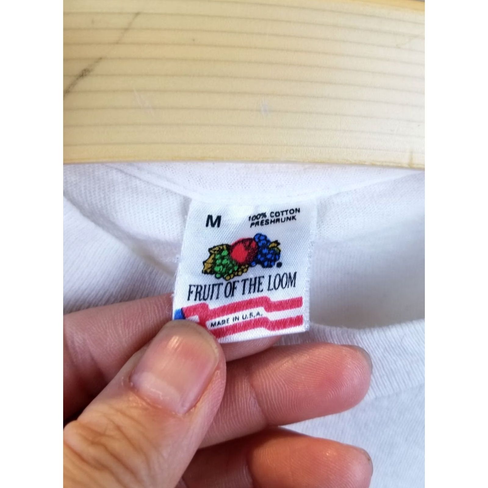 Fruit Of The Loom VINTAGE Fruit of the Loom WHITE BLACK COTTON T-SHIRT SZ MEDIUM Shirt Mens Vintage 80s Retro USA Cotton T-Shirt Small Size US M / EU 48-50 / 2 - 4 Thumbnail