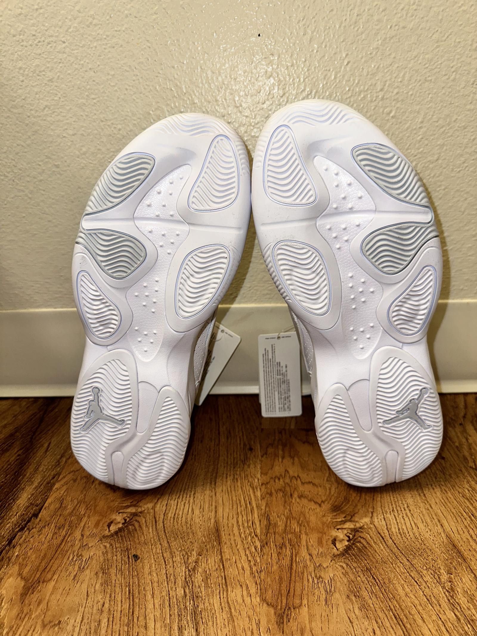 Nike Jordan Max 4 Aura Shoes Pure Platinum Sample