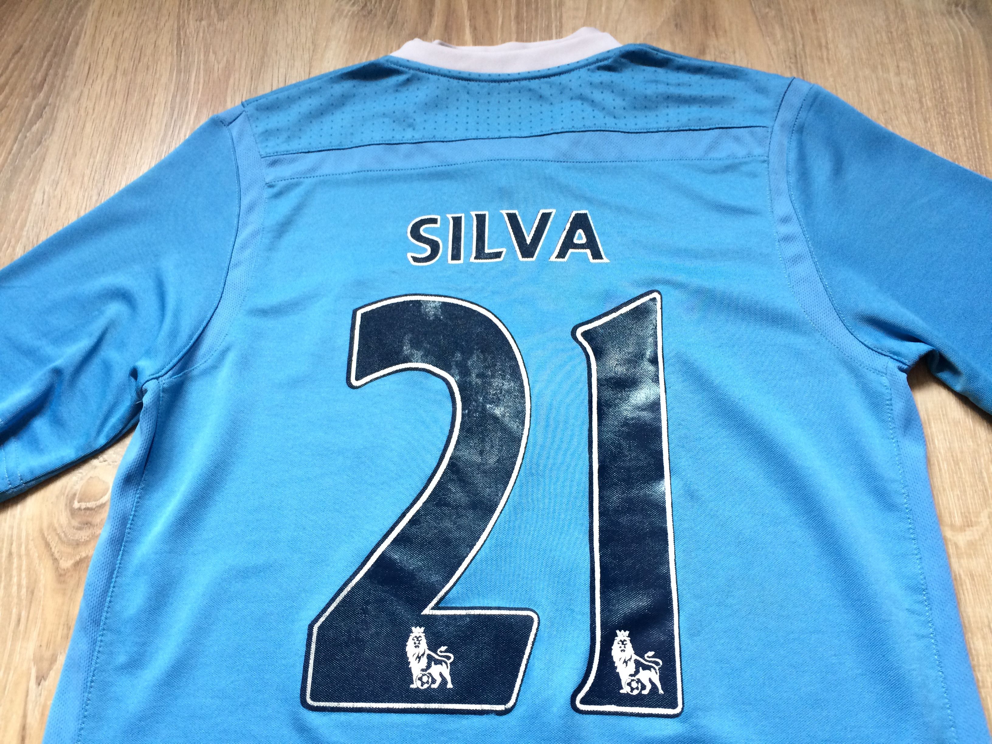 Umbro Vintage Umbro Manchester City Football Shirt #21 Silva Size US XL / EU 56 / 4 - 3 Thumbnail