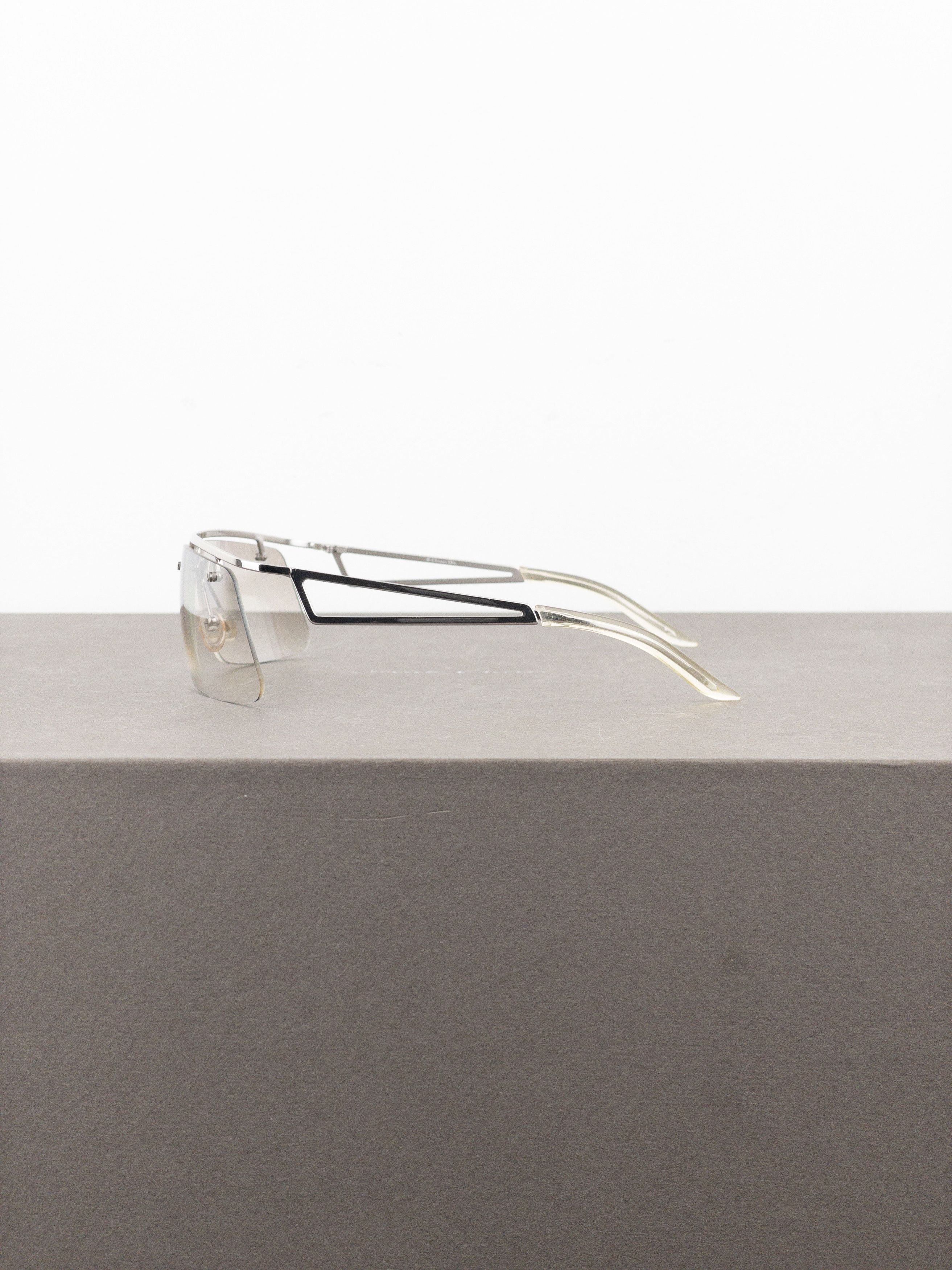 Dior Dior 2000s ‘Clubbing’ Rimless Wrap Mask Shield Sunglasses Size ONE SIZE - 3 Thumbnail