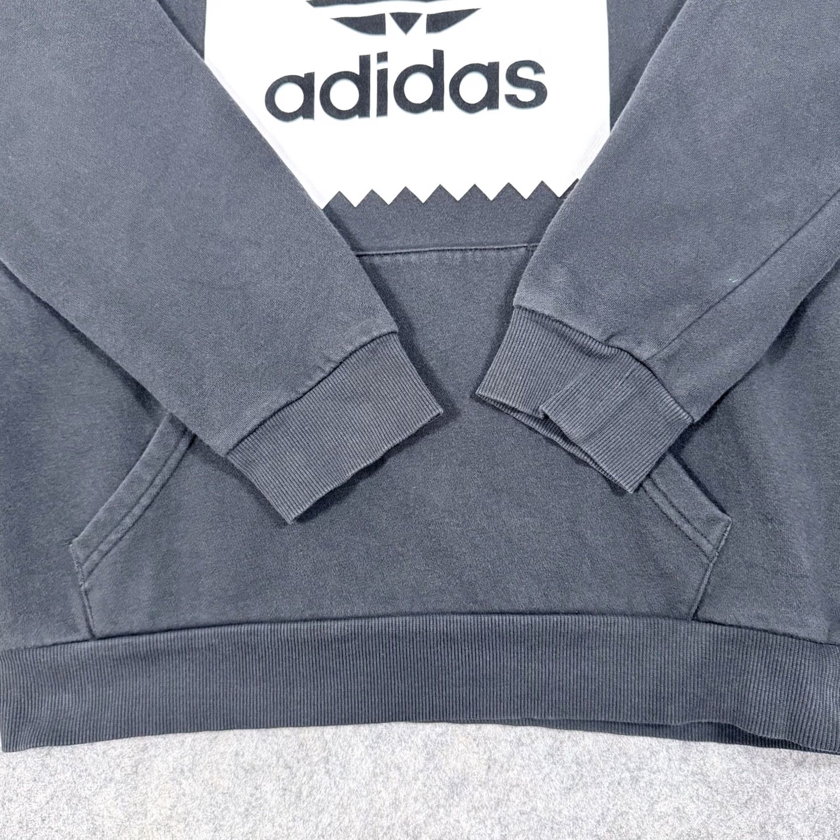Adidas Adidas Originals Trefoil Logo Pullover Long Sleeve Hoodie Men Size S Black Size US S / EU 44-46 / 1 - 2 Thumbnail