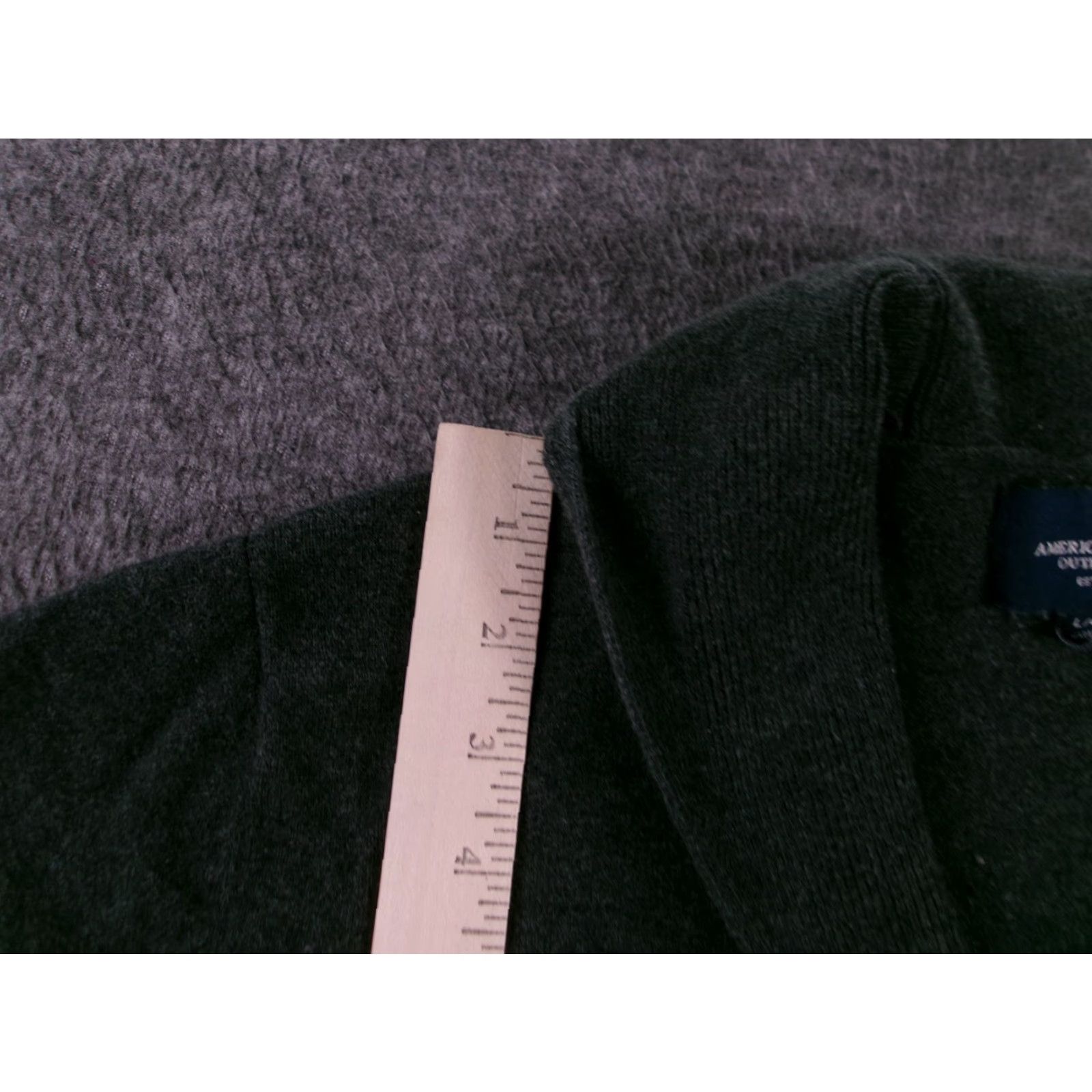 American Eagle Outfitters American Eagle Outfitters Cardigan Mens L Gray Shawl Collar Button Pockets Knit Style Cardigan Casual Crew Neck Size US L / EU 52-54 / 3 - 4 Thumbnail