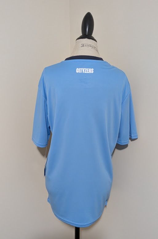 Other Manchester City Offical jersey NWT size L Size US L / EU 52-54 / 3 - 3 Thumbnail