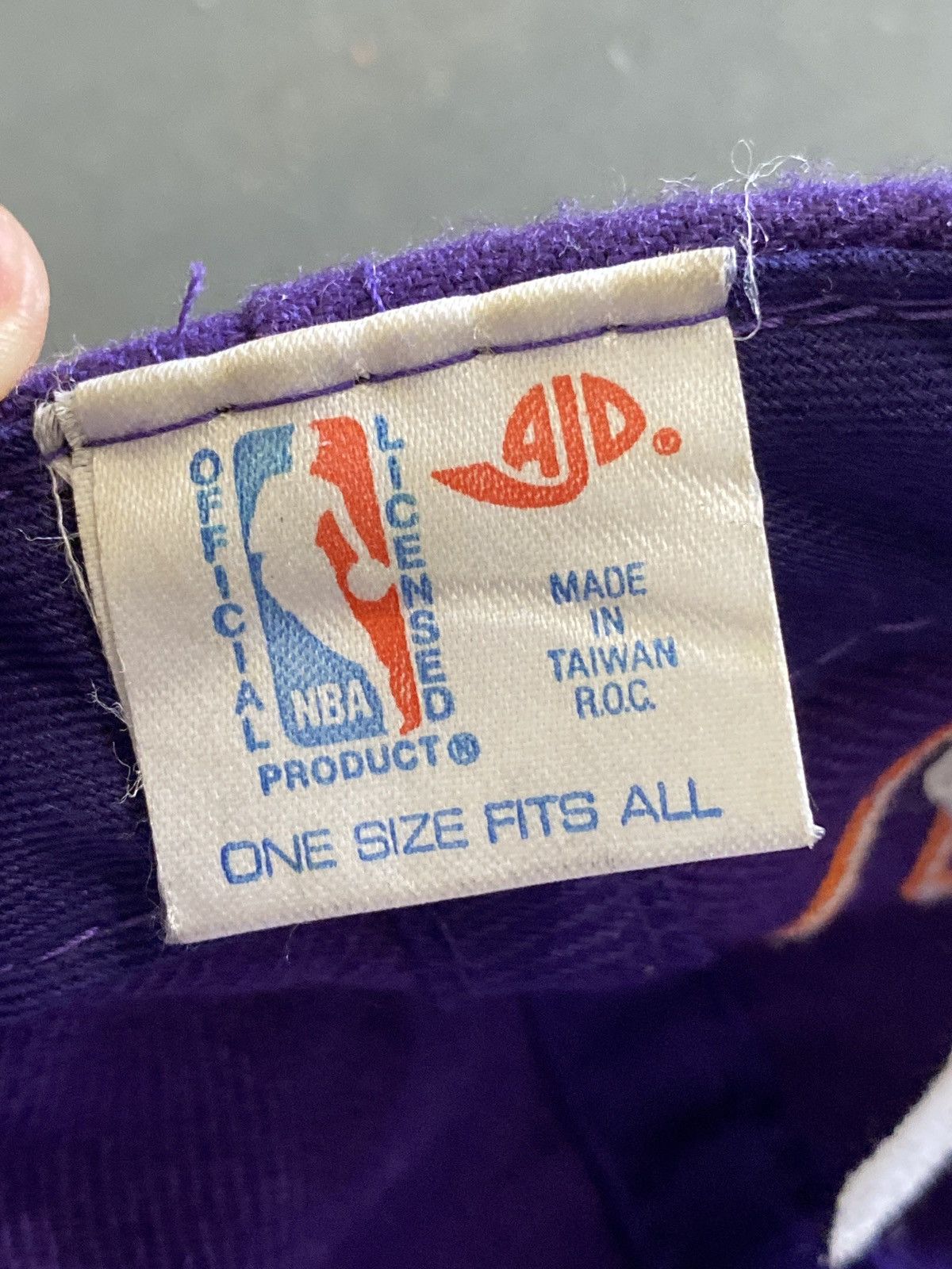 NBA × Vintage VINTAGE NBA PHOENIX HATS Size 28 - 7 Thumbnail