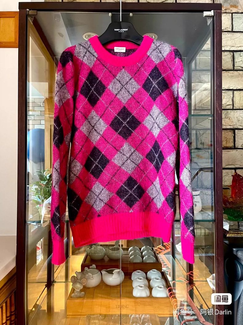 Saint Laurent Paris Saint Laurent Paris Pink rhombic wool sweater Size US S / EU 44-46 / 1 - 1 Thumbnail