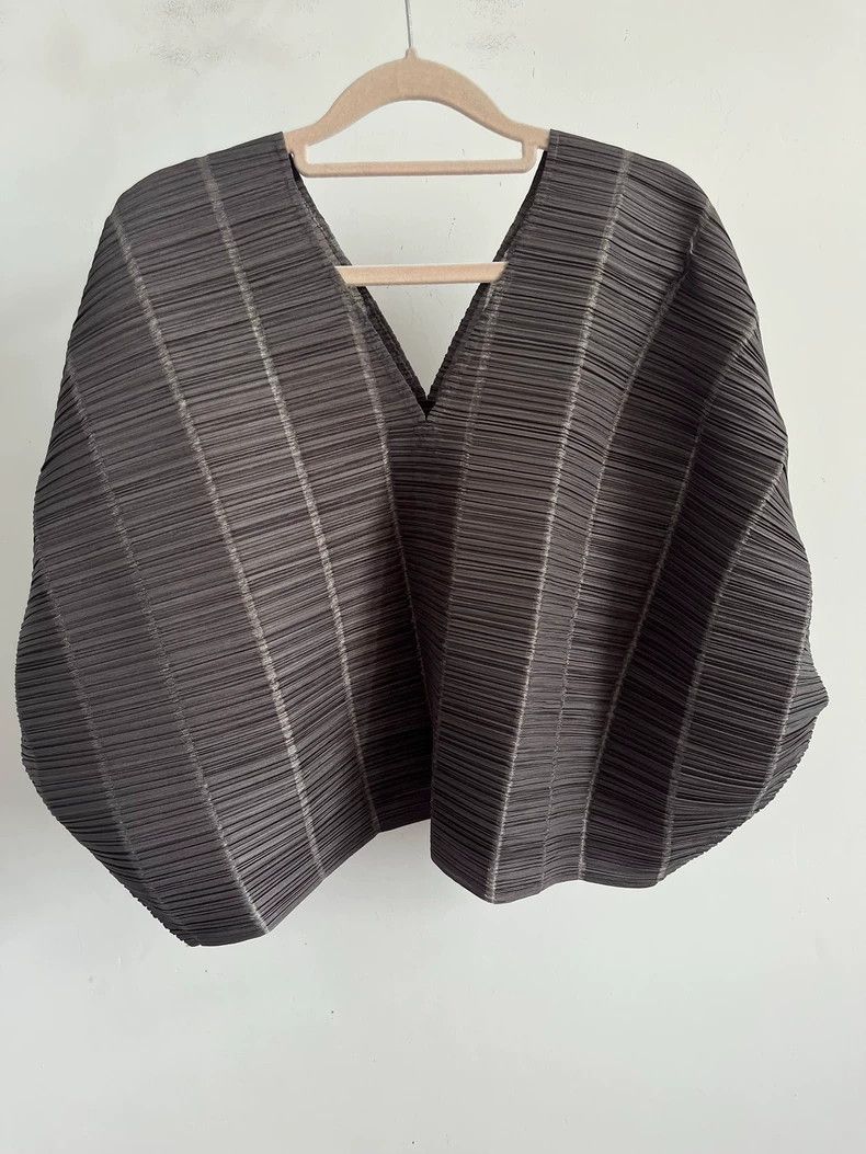 Issey Miyake Issey Miyake size:3 Brown pleated short-sleeved shirt Size S / US 4 / IT 40 - 2 Thumbnail
