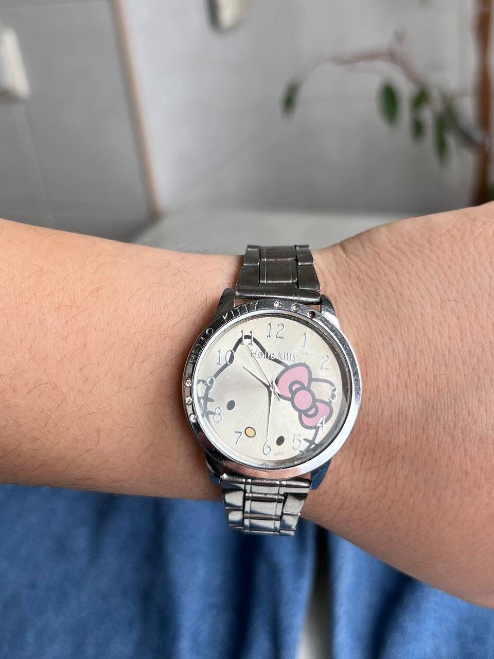 Japanese Brand × Vintage Vintage Japanese style Hello Kitty Watch Futuristic Steel Size ONE SIZE - 14 Thumbnail