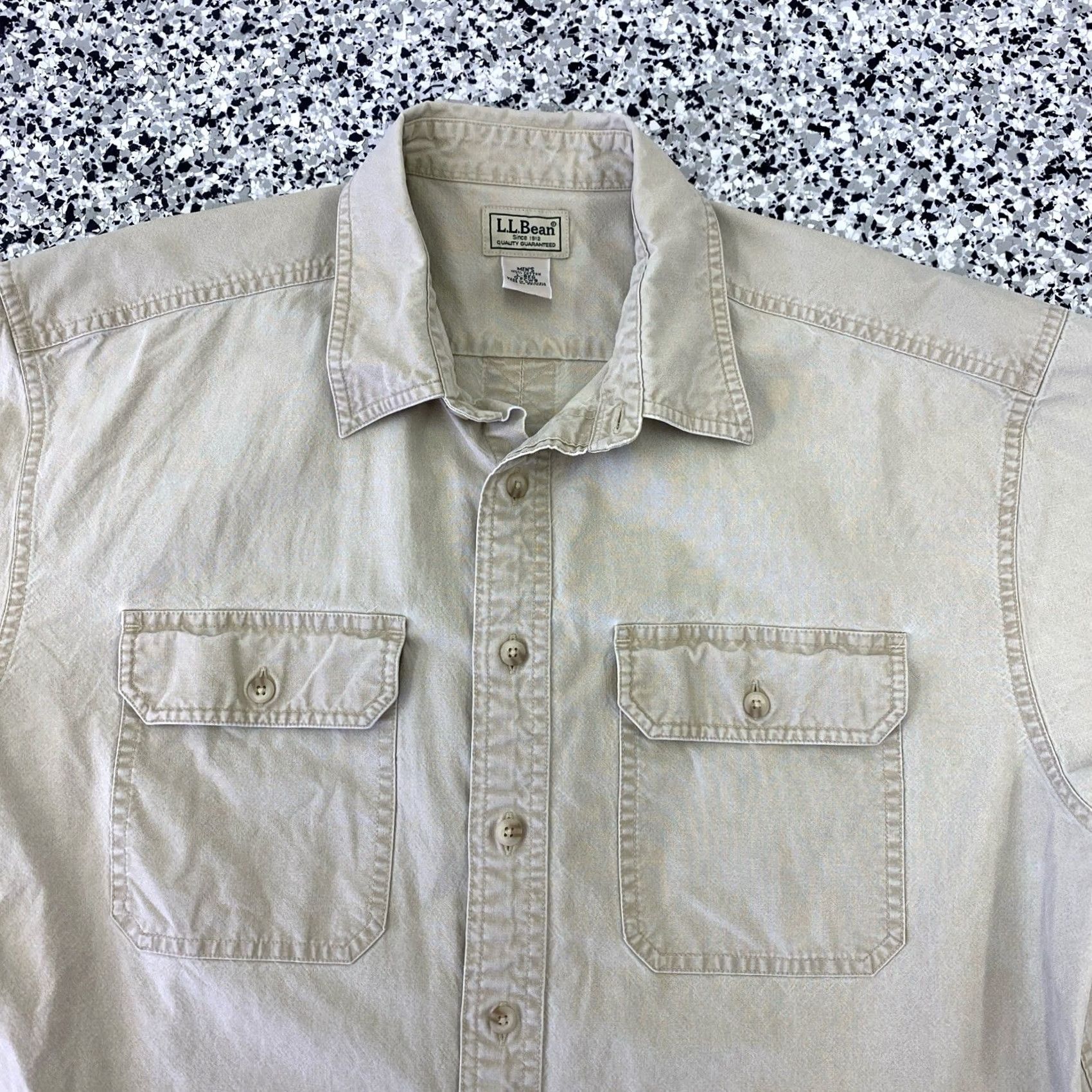 Vintage VINTAGE L.L. Bean Shirt Mens Large Tan Cotton Button-Up Outdoors Pockets Vintage Size US L / EU 52-54 / 3 - 2 Thumbnail