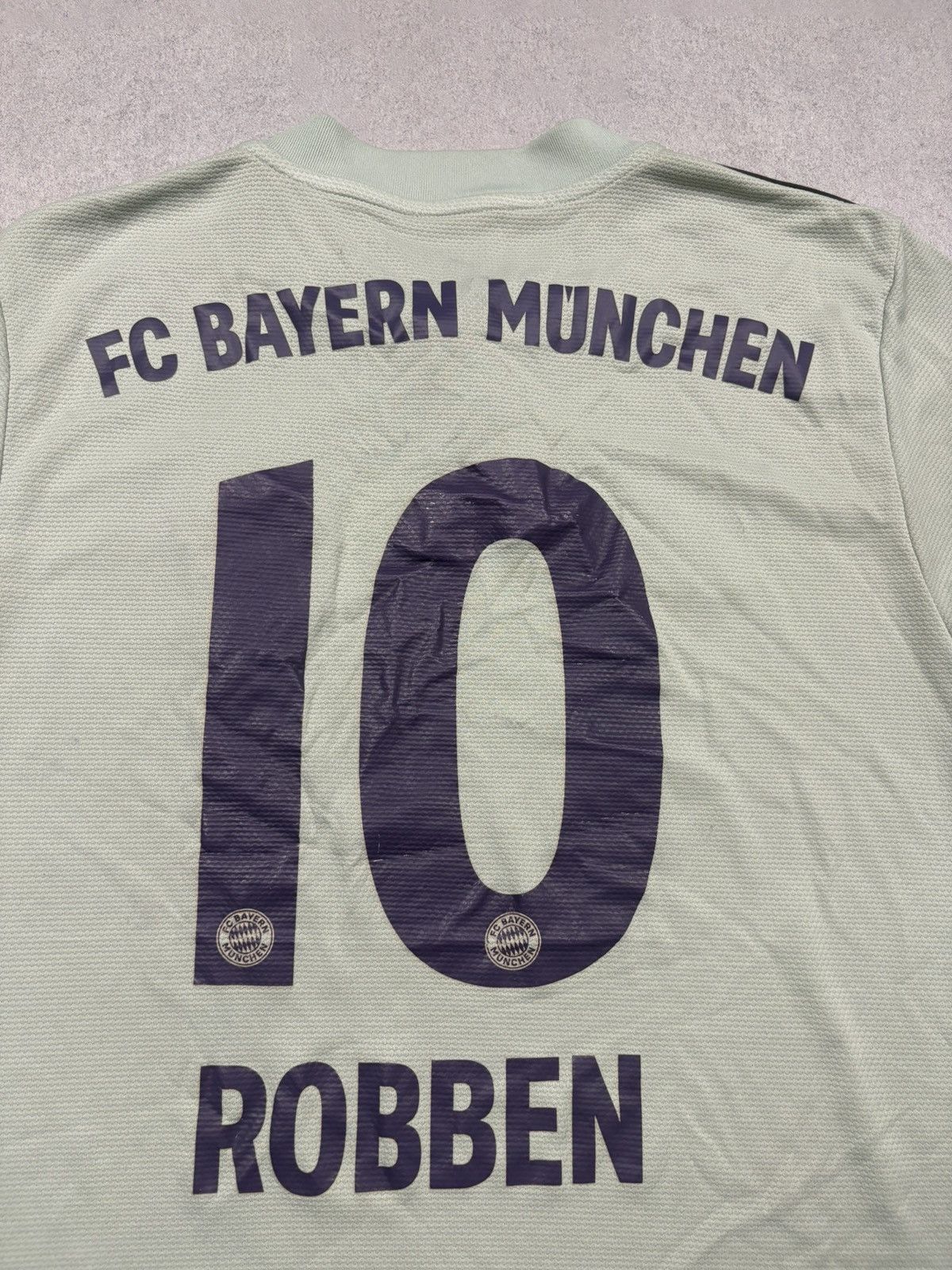 Adidas Bayern Munich Robben #10 2018/19 Football Jersey Adidas M Size US M / EU 48-50 / 2 - 21 Thumbnail