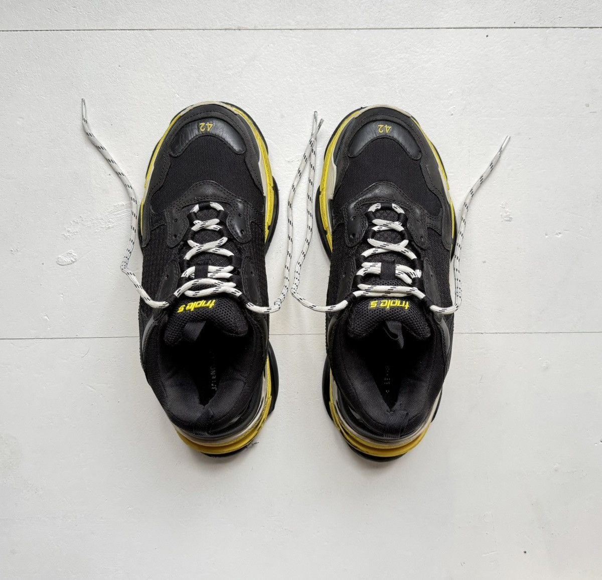 Balenciaga Balenciaga Triple S Black Size US 9 / EU 42 - 1 Thumbnail