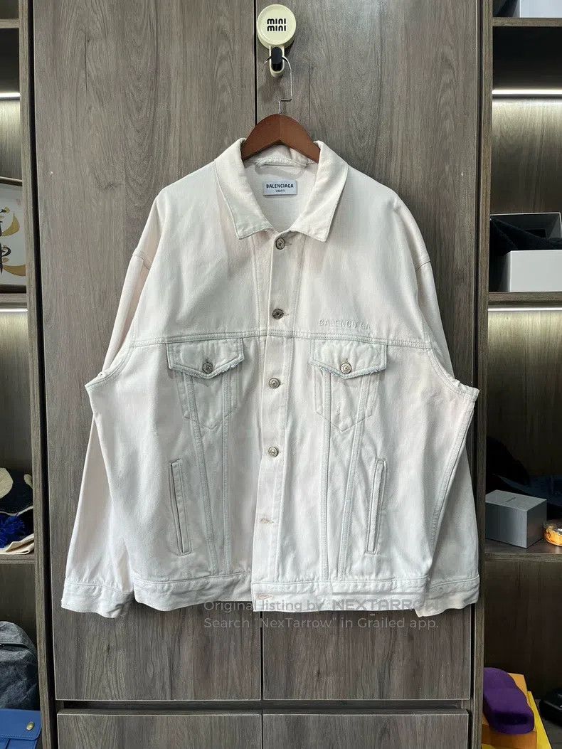Balenciaga Balenciaga Embroidered white denim jacket Size US XS / EU 42 / 0 - 1 Thumbnail