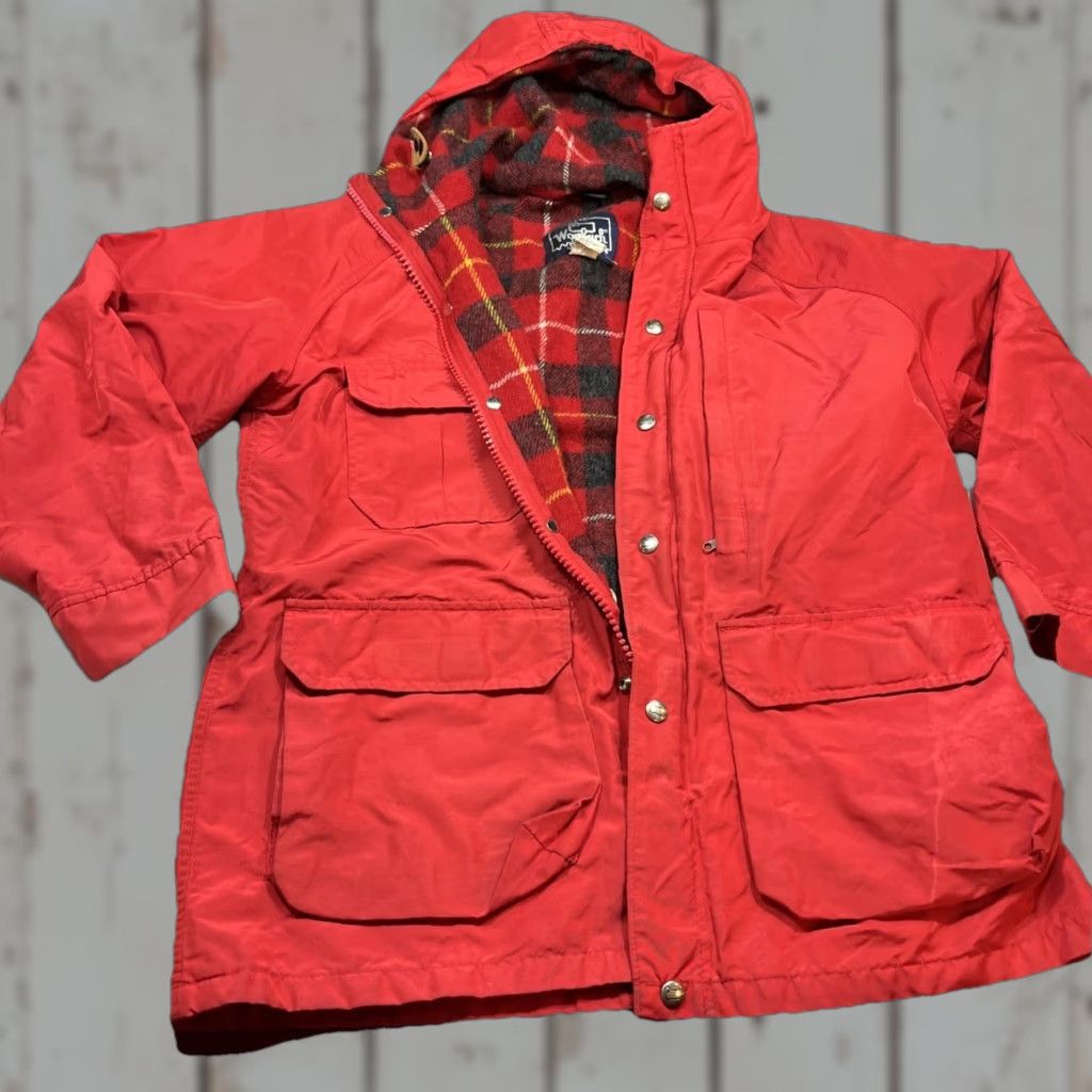 Vintage VINTAGE Woolrich Woman Jacket Hooded RAIN Red Plaid Wool Lining Zip Snap Lg Womens Size L / US 10 / IT 46 - 1 Thumbnail