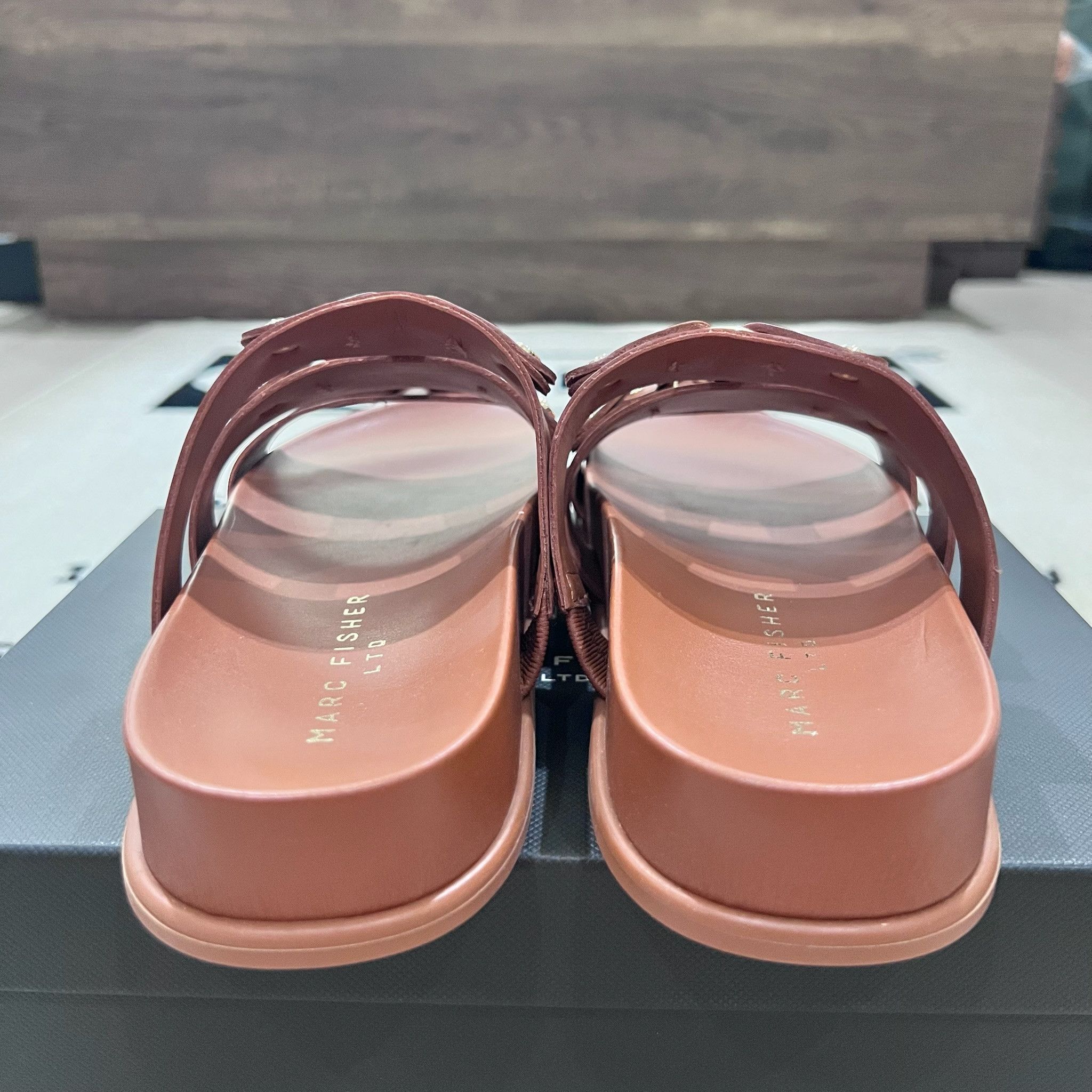 Marc Fisher Marc Fisher Verity Fisherman Flat Footbed Strappy Sandal Size US 6 / IT 36 - 4 Thumbnail
