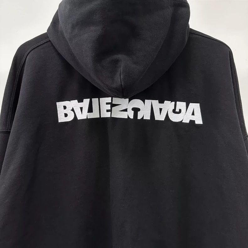 Balenciaga Balenciaga FW21 embroidered reverse logo zip hooded sweatsh Size US M / EU 48-50 / 2 - 4 Thumbnail