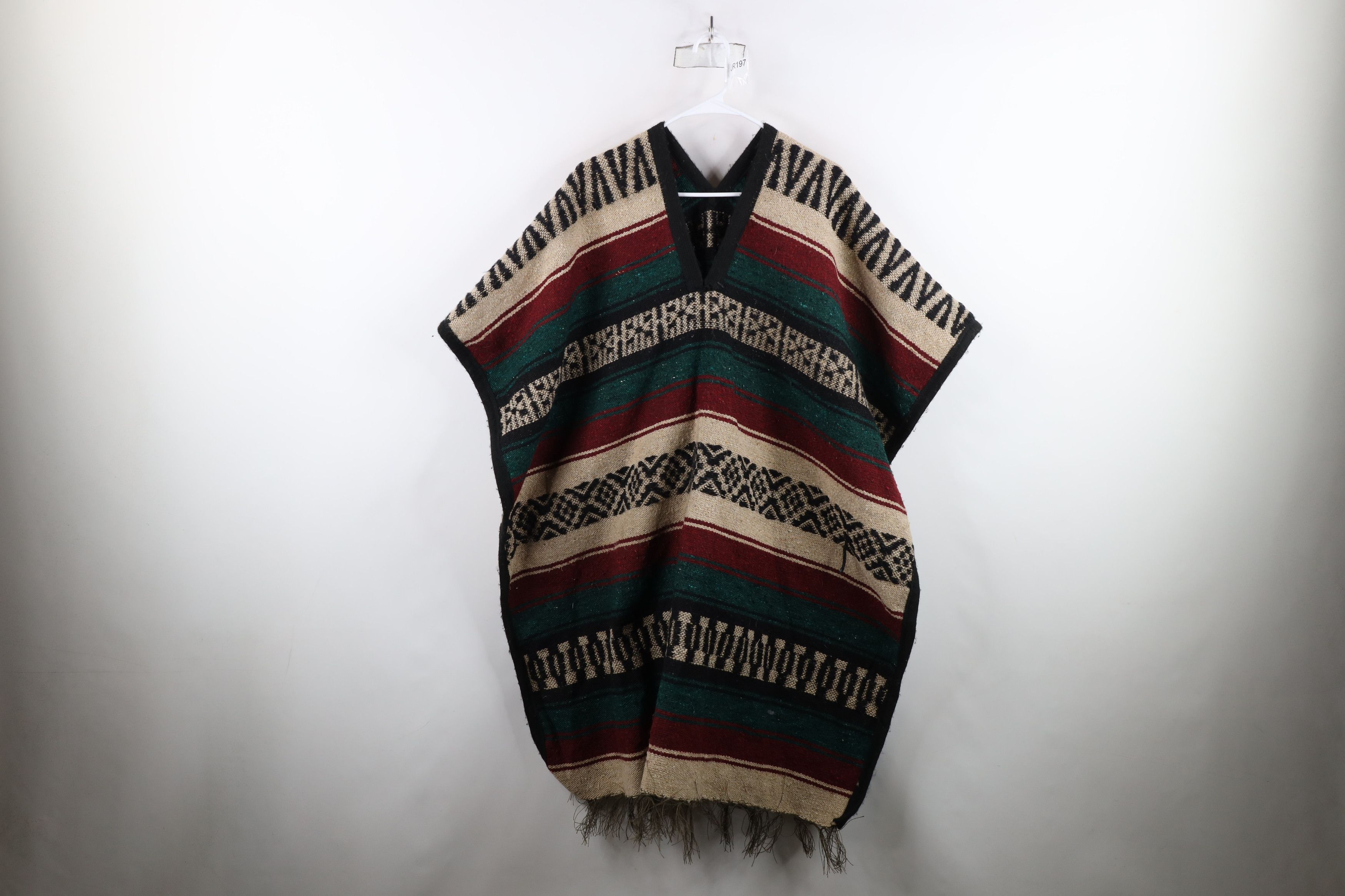 Vintage Vintage 90s Streetwear Adult Fringed Drug Rug Blanket Poncho Size US L / EU 52-54 / 3 - 1 Thumbnail