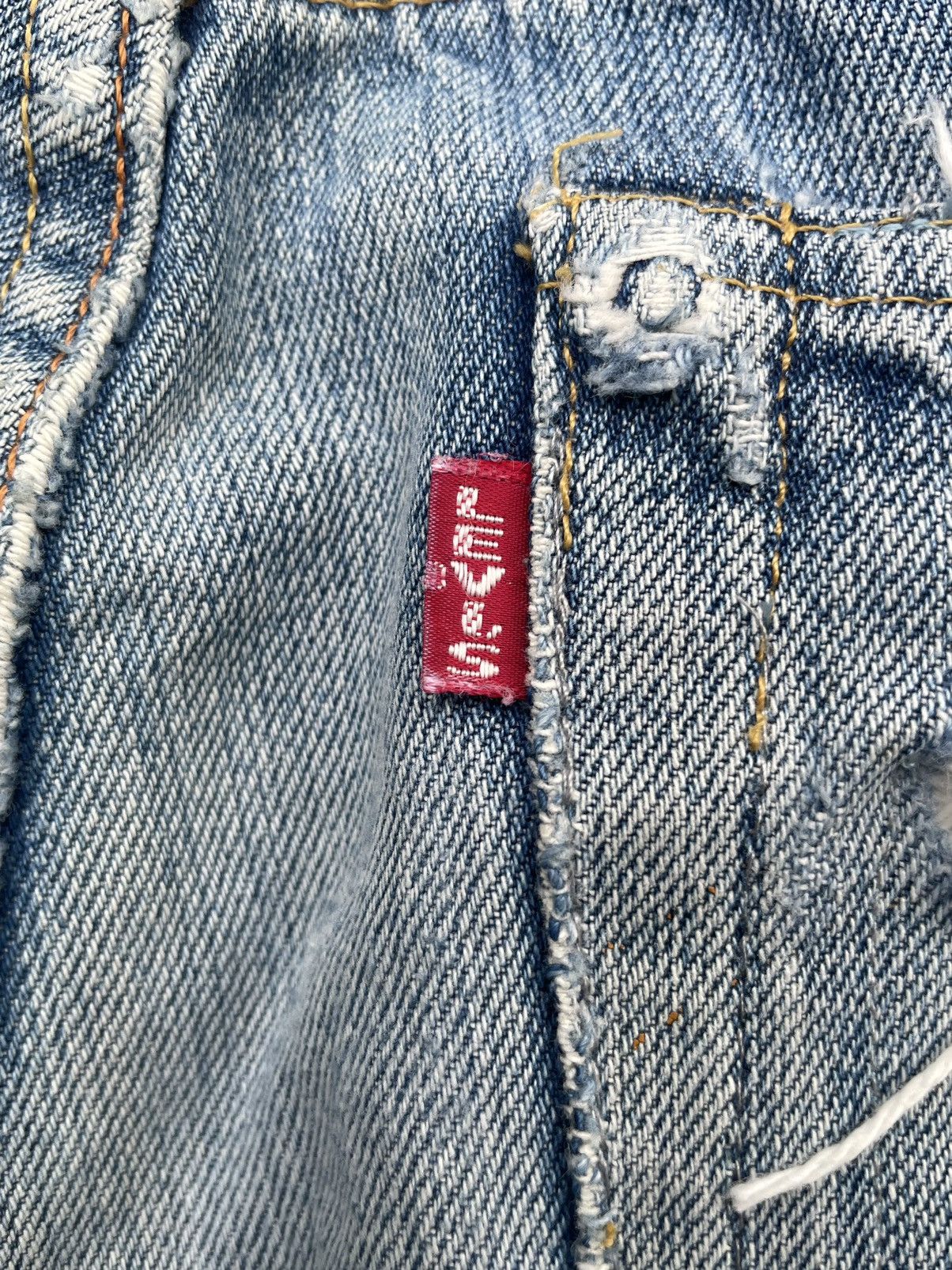 Levi's Vintage 1999 Levis 501 E 1944 Selvedge Distresed Size US 32 / EU 48 - 15 Thumbnail
