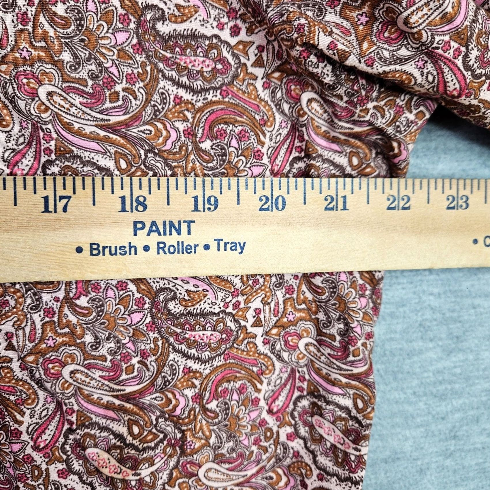 Lands' End Lands’ End Women’s Pink Paisley No Iron Supima Cotton Button Up Shirt Size 16P Size XXL / US 16-18 / IT 52-54 - 6 Thumbnail
