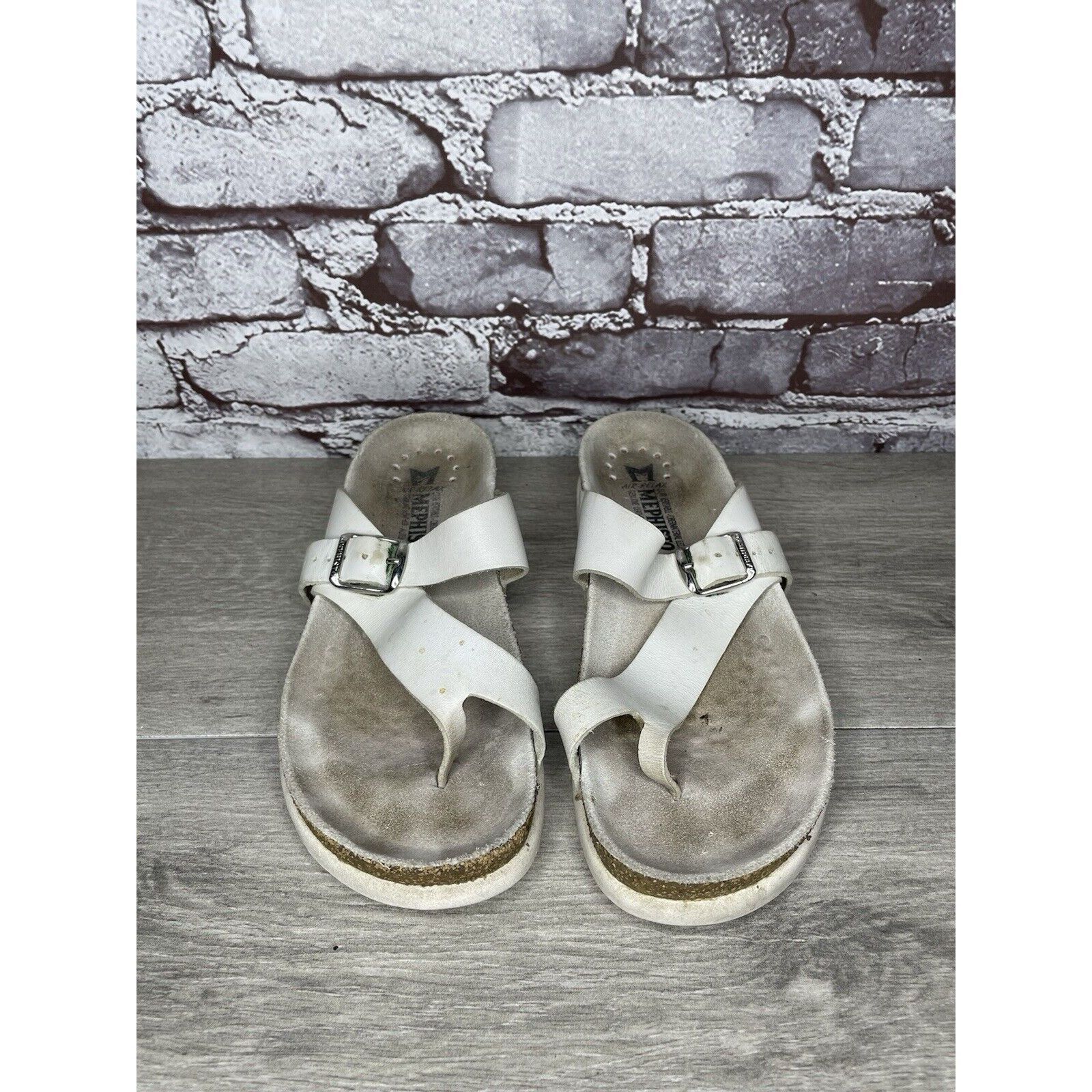 Mephisto Mephisto Helen White Leather Casual Toe Post Strap Sandals W Size US 8.5 / IT 38.5 - 14 Thumbnail