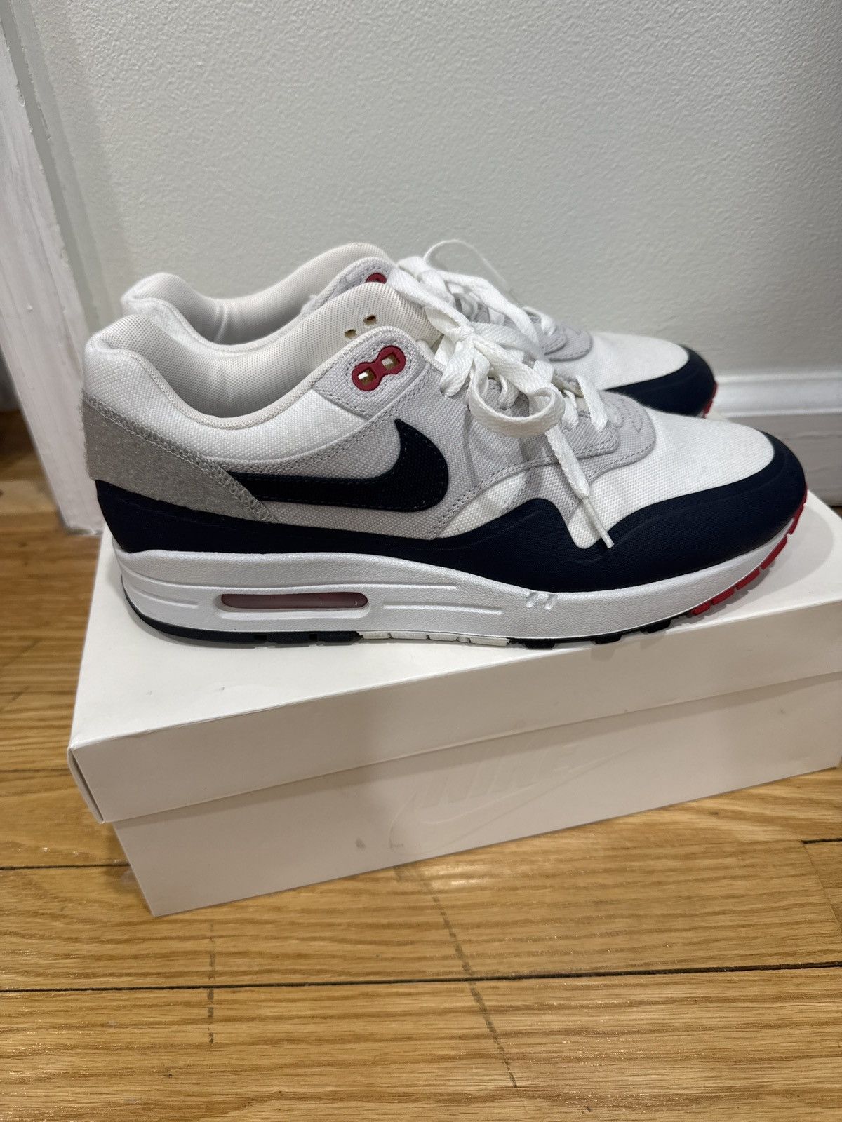 Nike Nike Air Max 1 Patch Paris Size US 9 / EU 42 - 11 Thumbnail