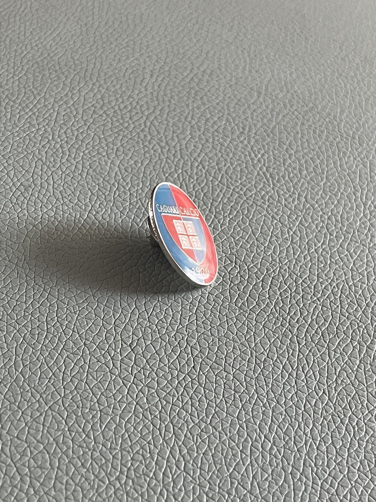 Vintage Cagliari Calcio logo vintage pin Size ONE SIZE - 2 Thumbnail