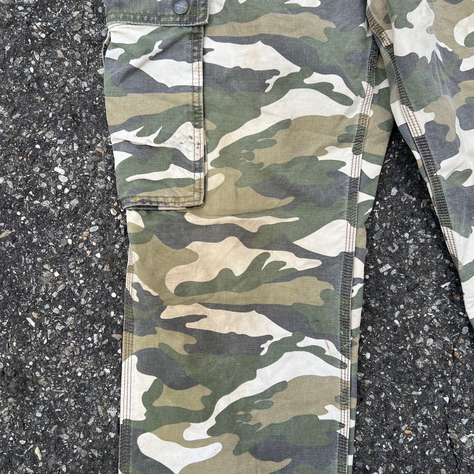 パンツ archive Carhartt cargo pants y2k camo Carhartt × Vintage Vintage Y2K camo Carhartt work wear cargo