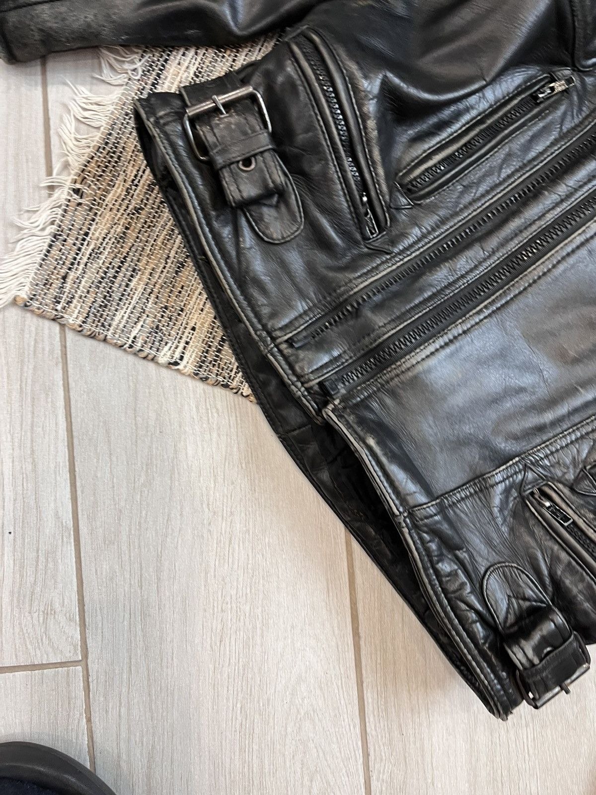 Vintage Vintage MOTO Leather Jacket Racing Motorcycle Biker faded Size US M / EU 48-50 / 2 - 7 Thumbnail