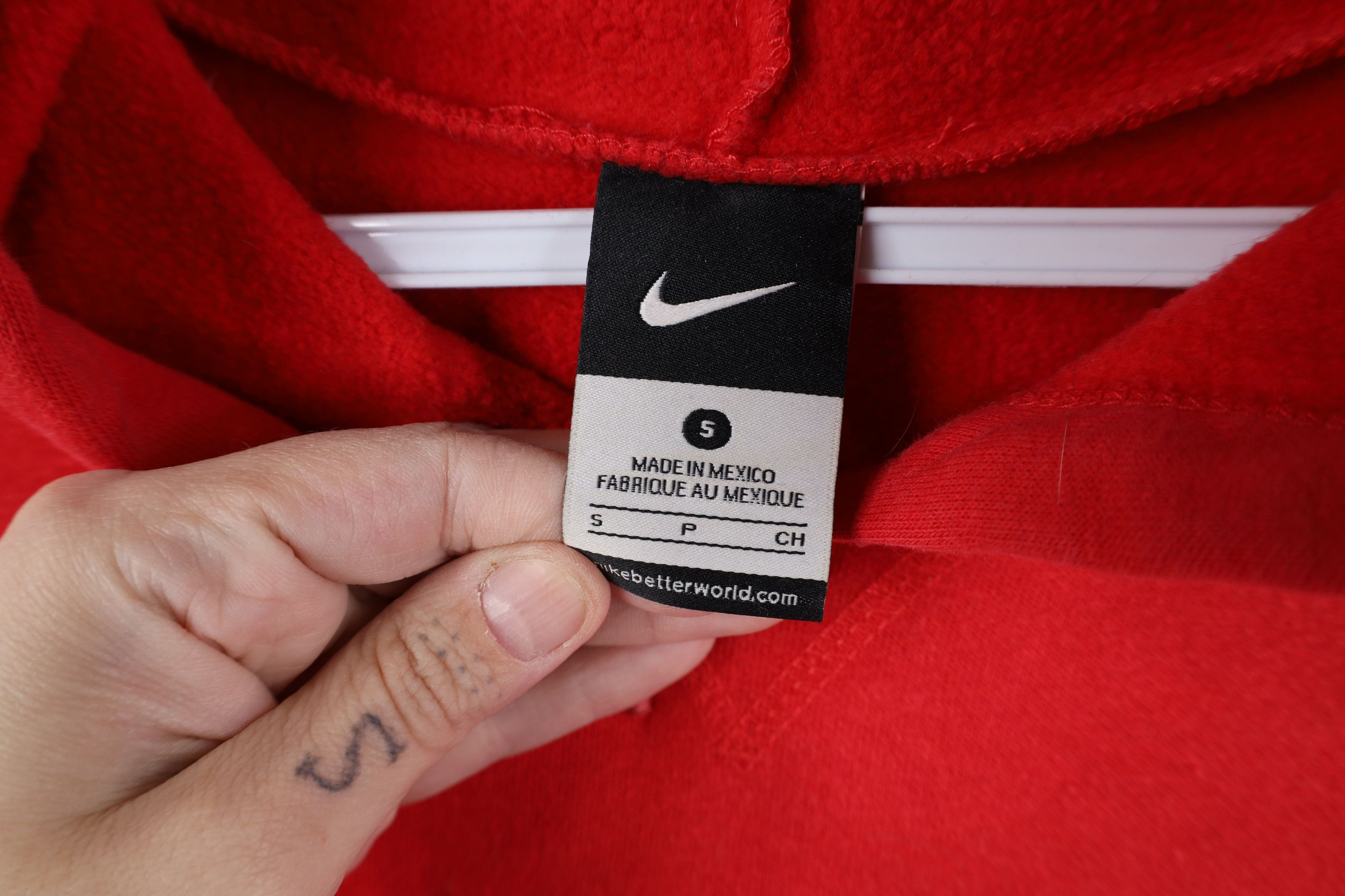 Nike Vintage Nike Center Swoosh Vardar Soccer Michigan Hoodie Size US S / EU 44-46 / 1 - 9 Thumbnail