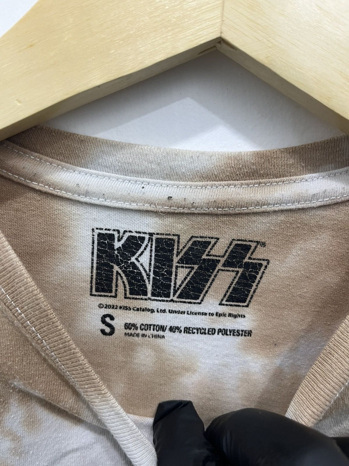 Band Tees Vintage Tie Dye Kiss Official Merch Band Tees Size US S / EU 44-46 / 1 - 3 Thumbnail