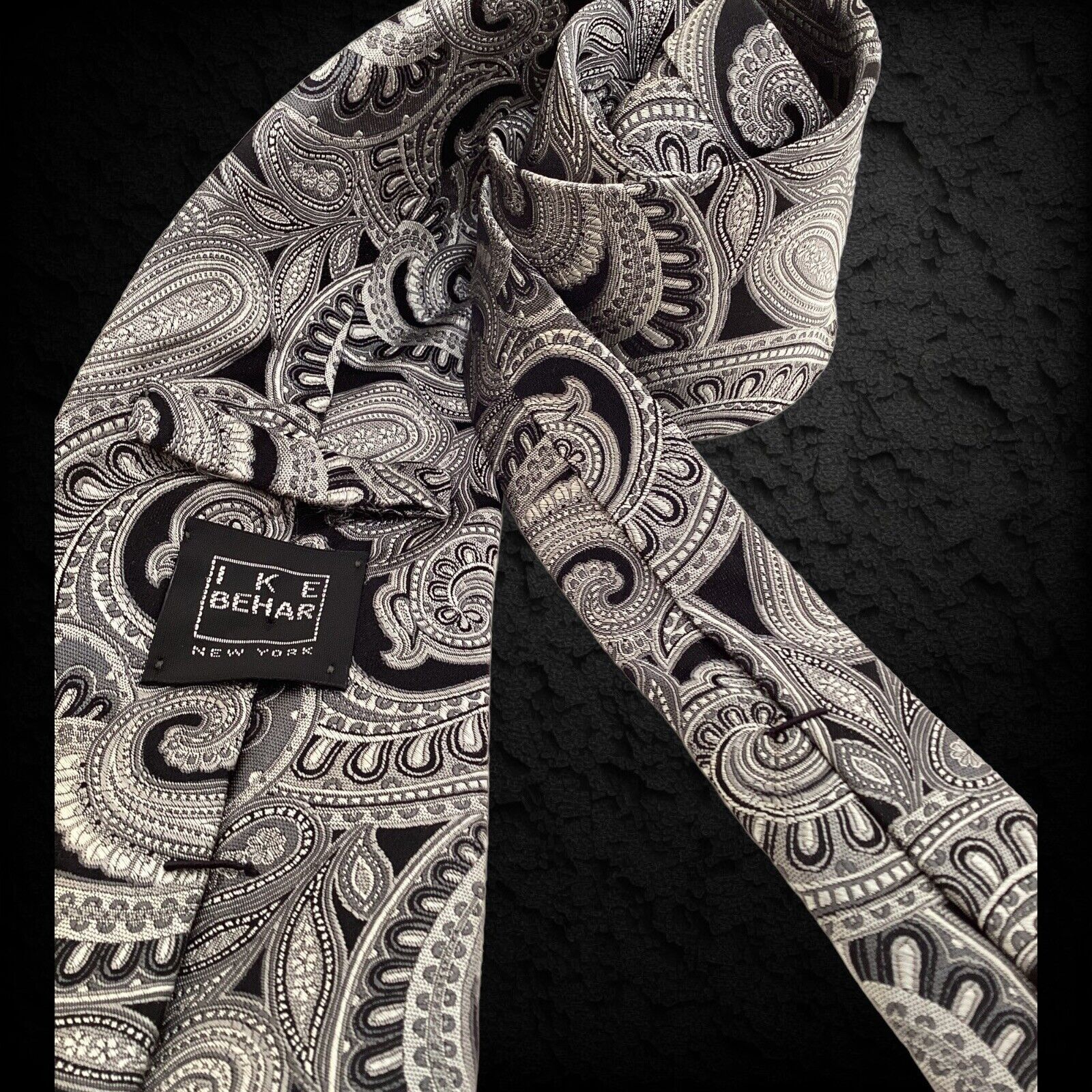 Ike Behar IKE BEHAR Gray Paisley Luxury Silk Tie Hand Tailored In USA Size ONE SIZE - 3 Thumbnail