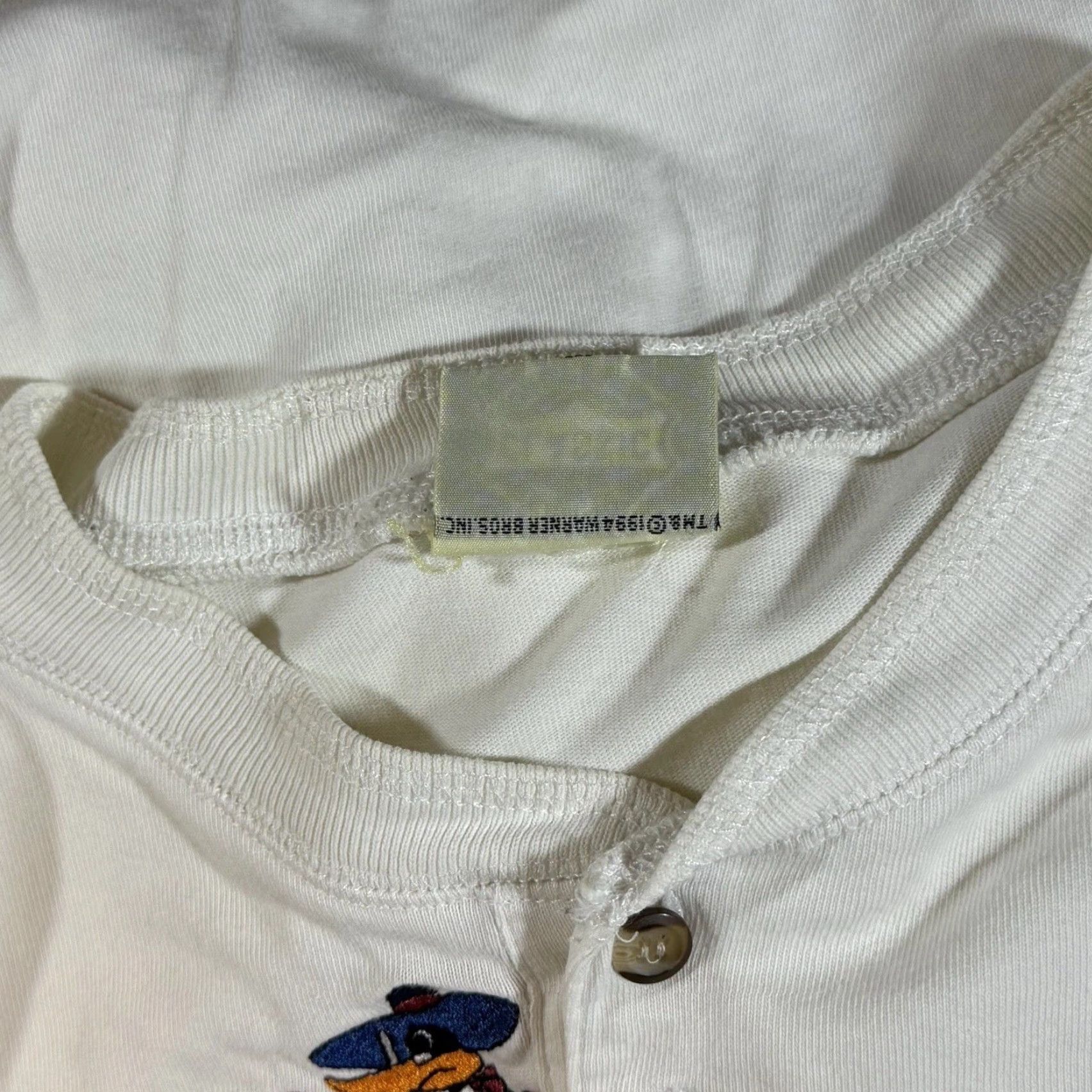 Vintage VINTAGE Looney Tunes Classic Henley White 1994 Embroidered Long Sleeve Men XL (Retro Look) Size US XL / EU 56 / 4 - 5 Thumbnail