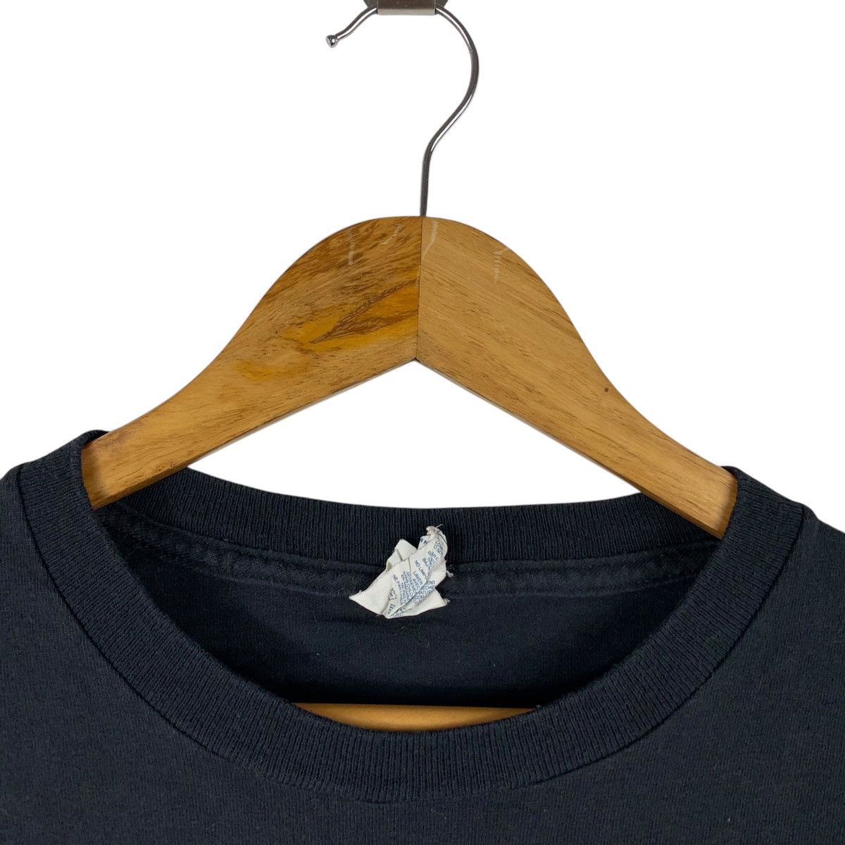 Vintage Vintage JUST HANGING with me mates big logo tee Size US M / EU 48-50 / 2 - 5 Thumbnail