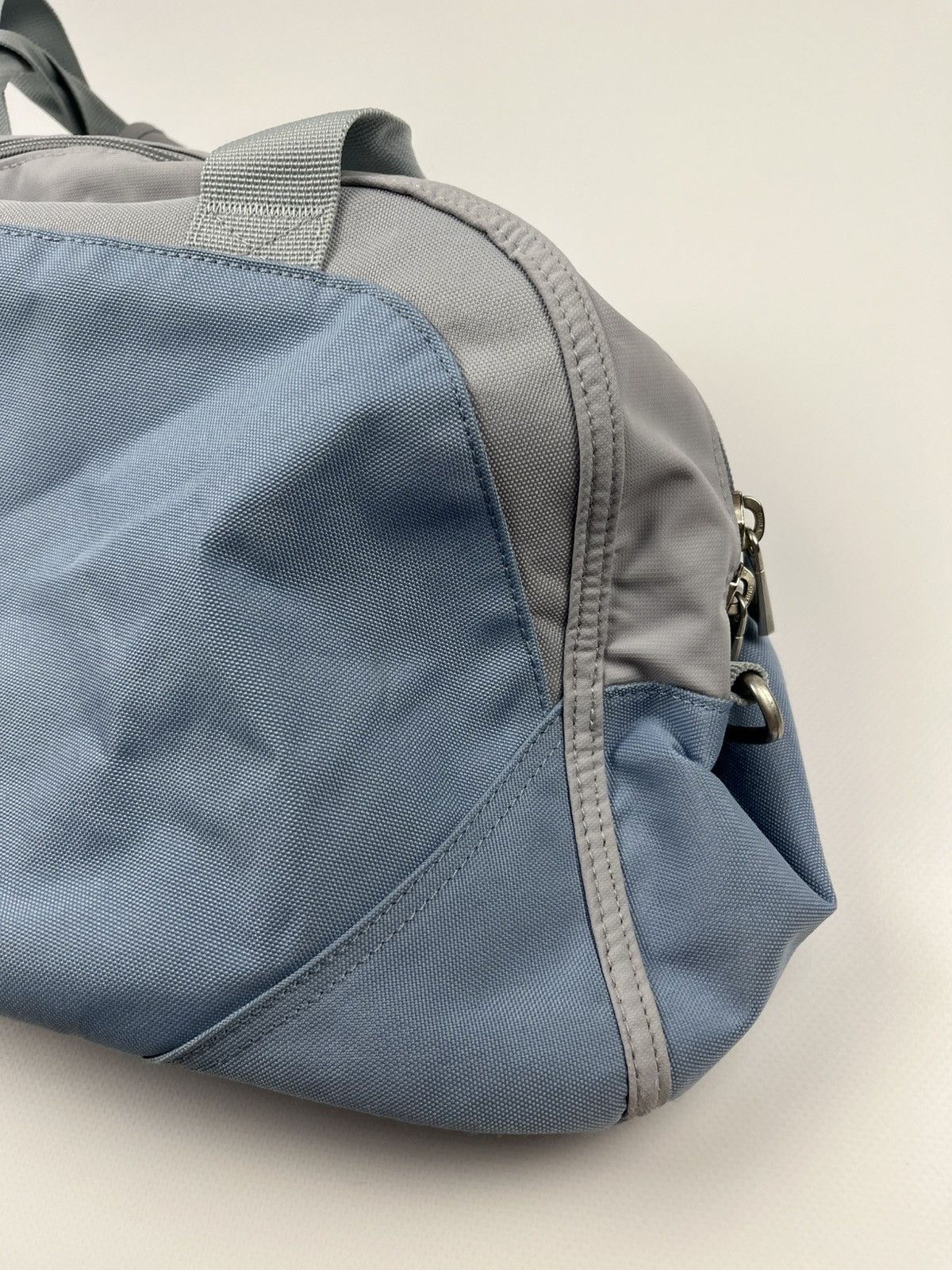 Nike × Vintage Vintage 90s Nike Big Logo Travel Training Gym Bag Y2K Size ONE SIZE - 9 Thumbnail