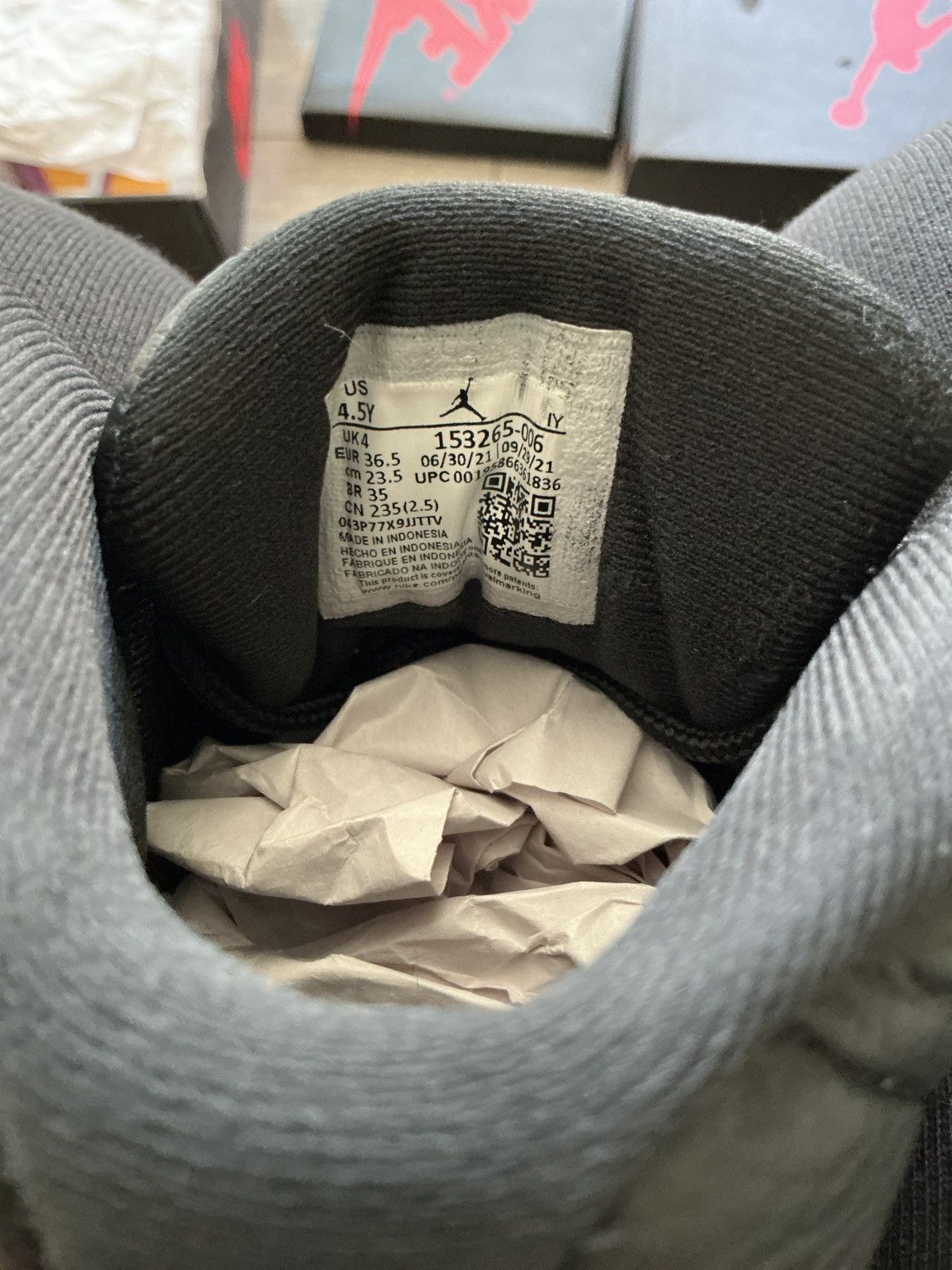 Jordan Brand Jordan 12 Playoffs Size US 6 / IT 36 - 7 Thumbnail