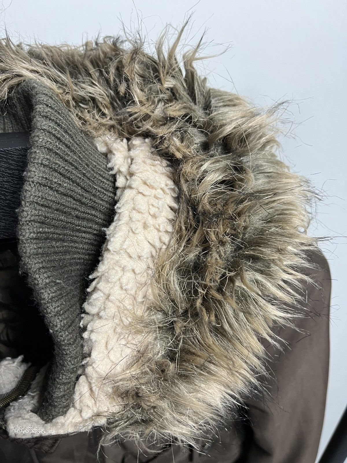 Le Grande Bleu (L.G.B.) G. Faux Fur LGB Style Fishtail Parka Size US M / EU 48-50 / 2 - 13 Thumbnail