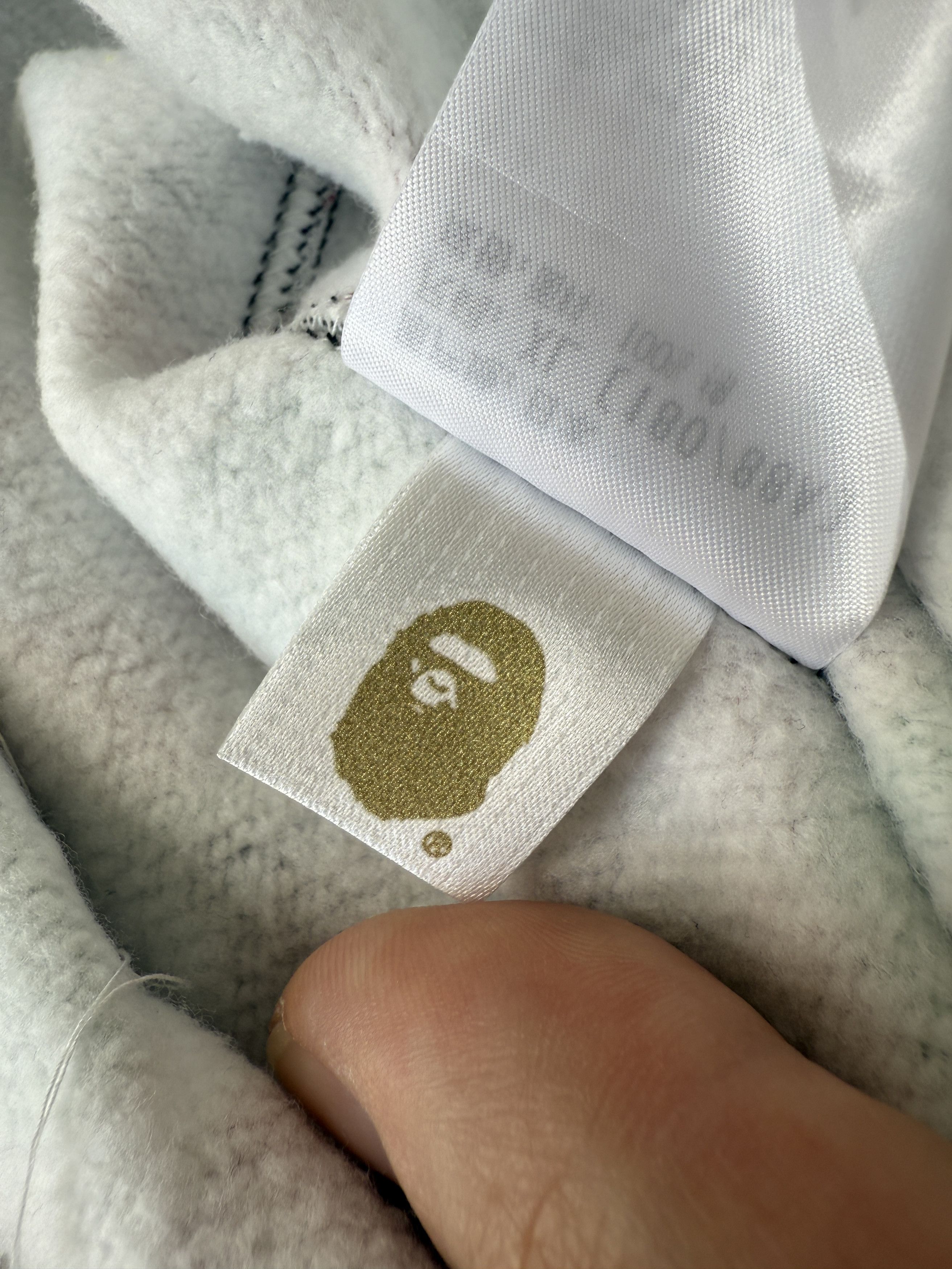 Bape BAPE DUBAI SEPARATE SHARK FULL ZIP HOODIE Size US XL / EU 56 / 4 - 15 Thumbnail
