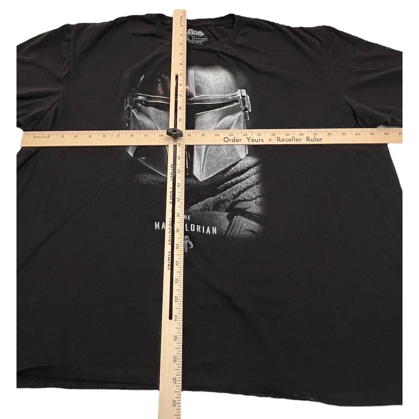 Star Wars The Mandalorian Helmet Black T-Shirt Size 2XL Size US XXL / EU 58 / 5 - 6 Thumbnail