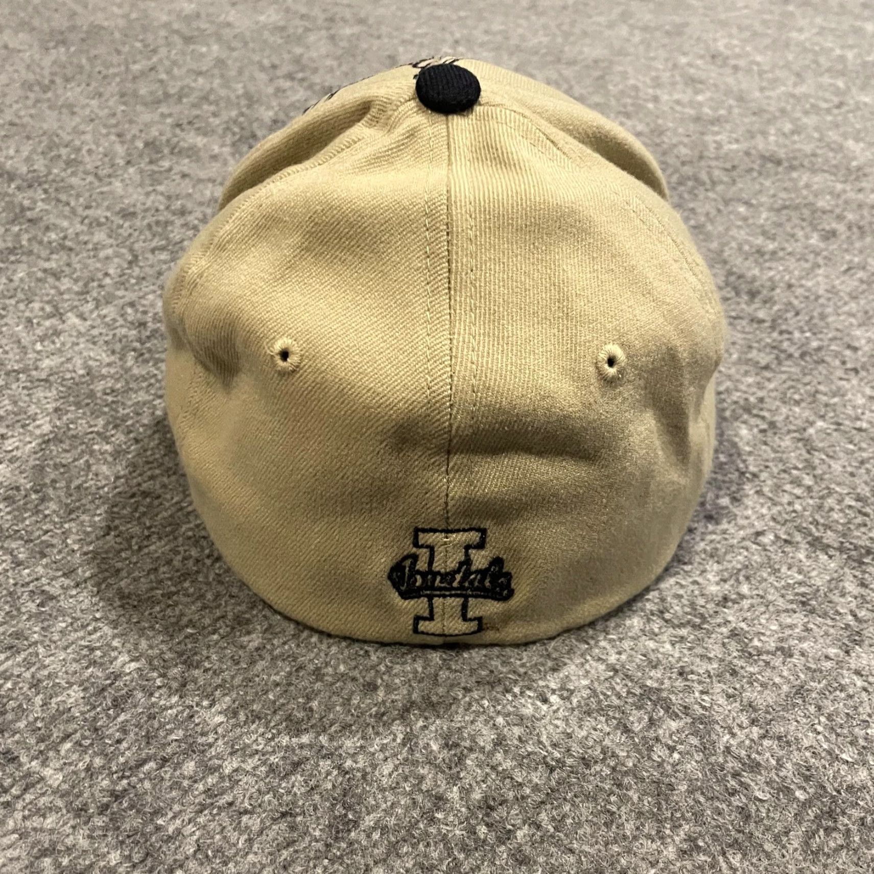 Zephyr VINTAGE Idaho Vandals Big Logo Hat Fitted M/L Khaki Black Zephyr NCAA Mascot Joe Vandal Mens Hat Size ONE SIZE - 6 Thumbnail