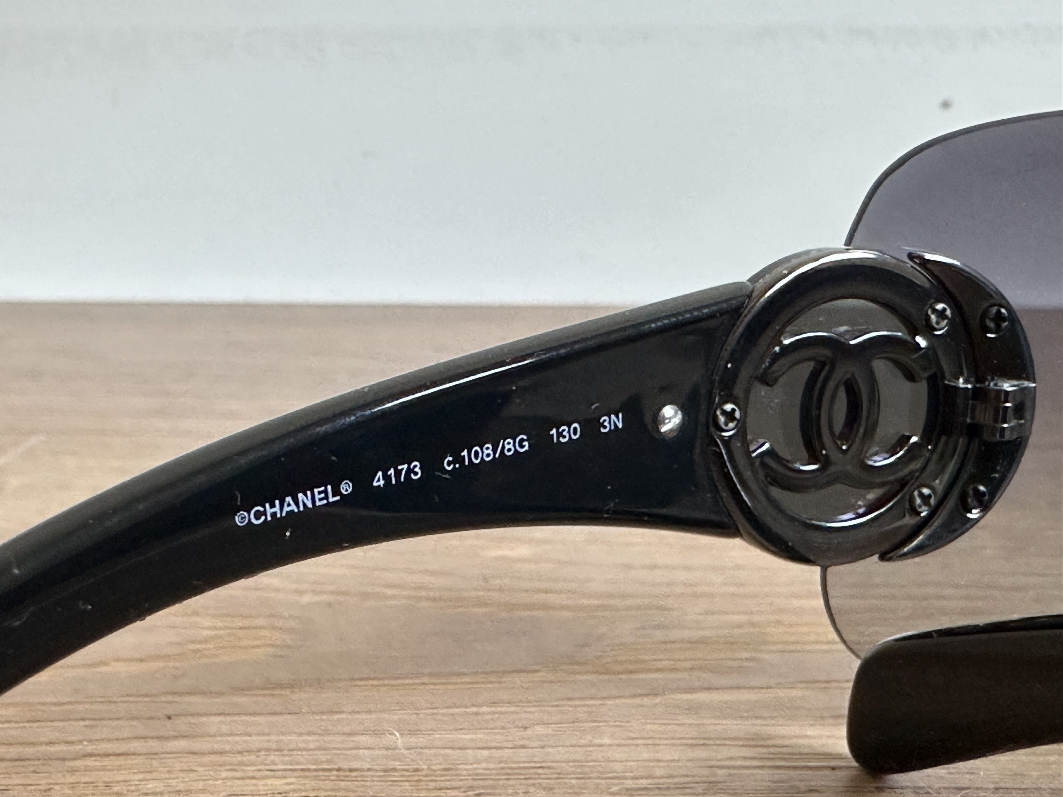 Chanel Vintage Chanel 4119 Sunglasses Size ONE SIZE - 5 Thumbnail