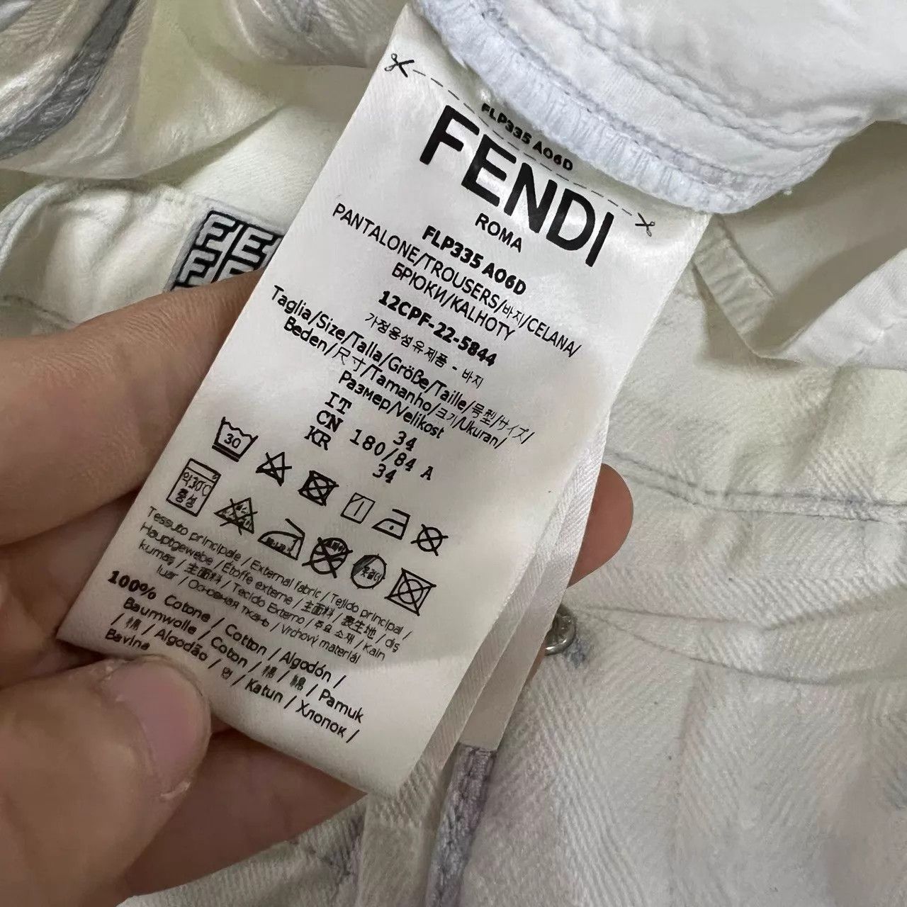 Fendi FENDI x Mars Jacobs White Logo Jeans NWT 32,34,36 Size US 34 / EU 50 - 5 Thumbnail