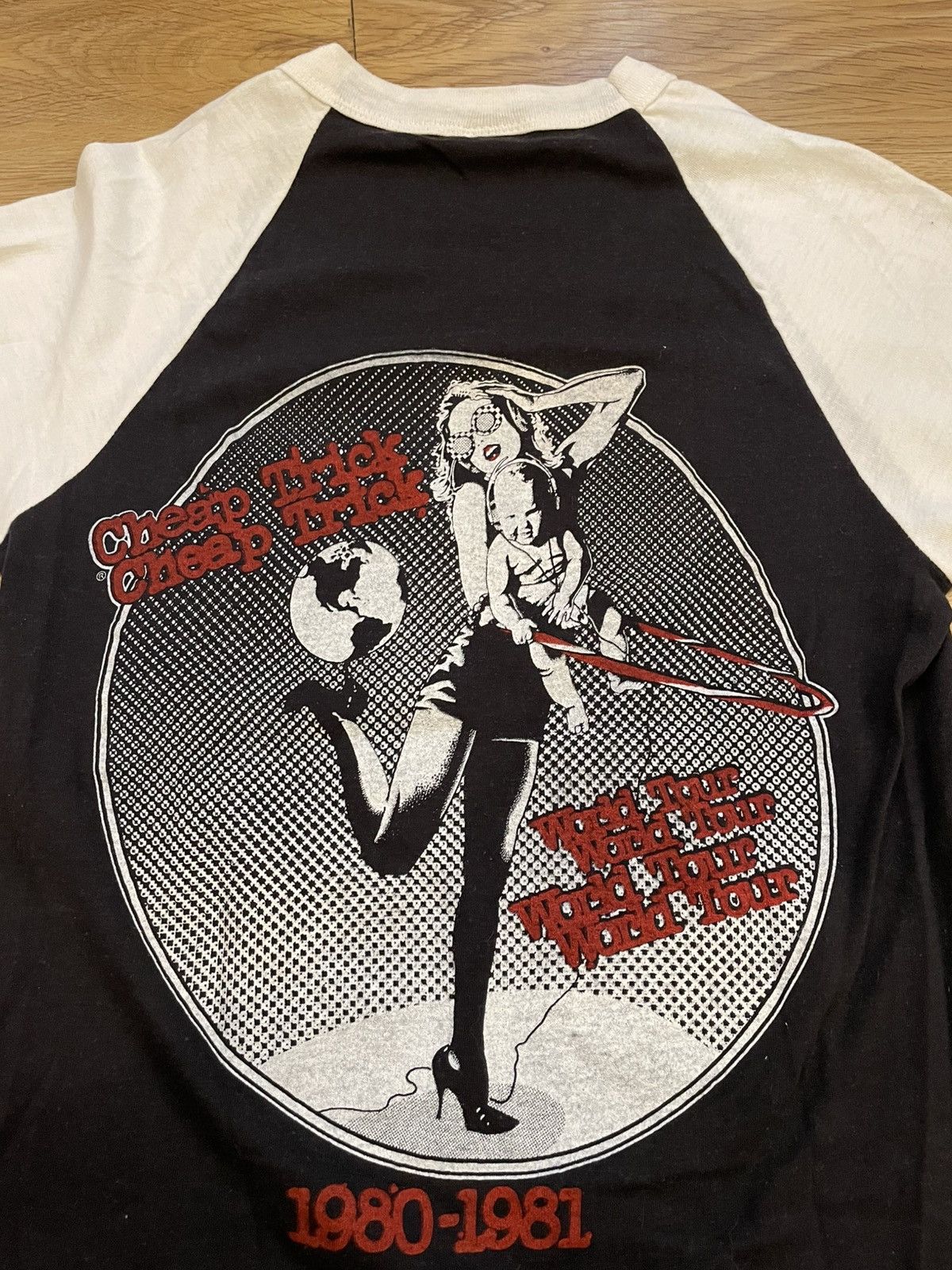 Vintage Vintage Rare Cheap Trick All Shook Up World Tour Band Shirt Size US S / EU 44-46 / 1 - 5 Thumbnail